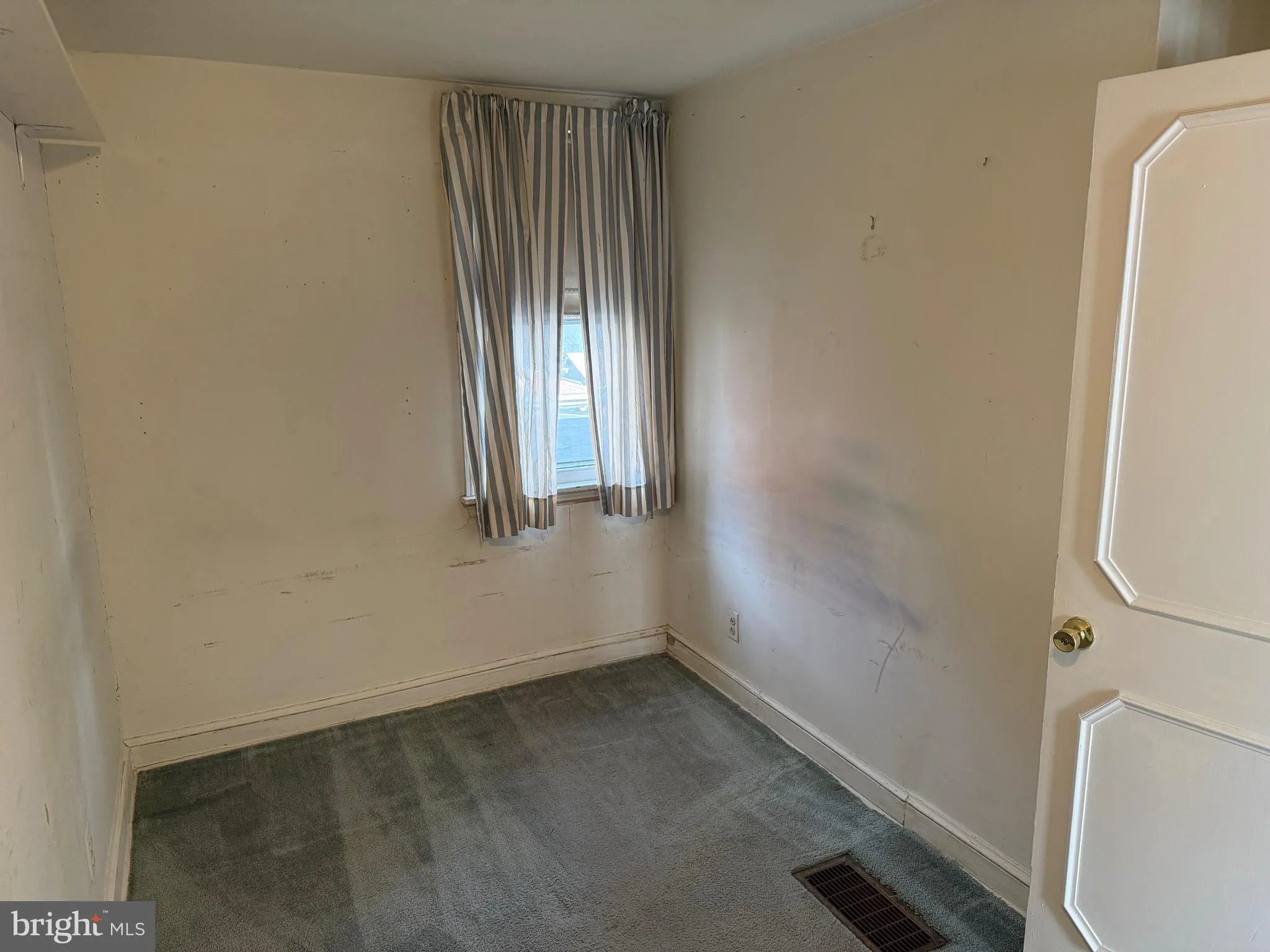 Wilmington, Delaware 19805, United States, 3 Bedrooms Bedrooms, ,2 BathroomsBathrooms,Residential,Coming Soon,236174