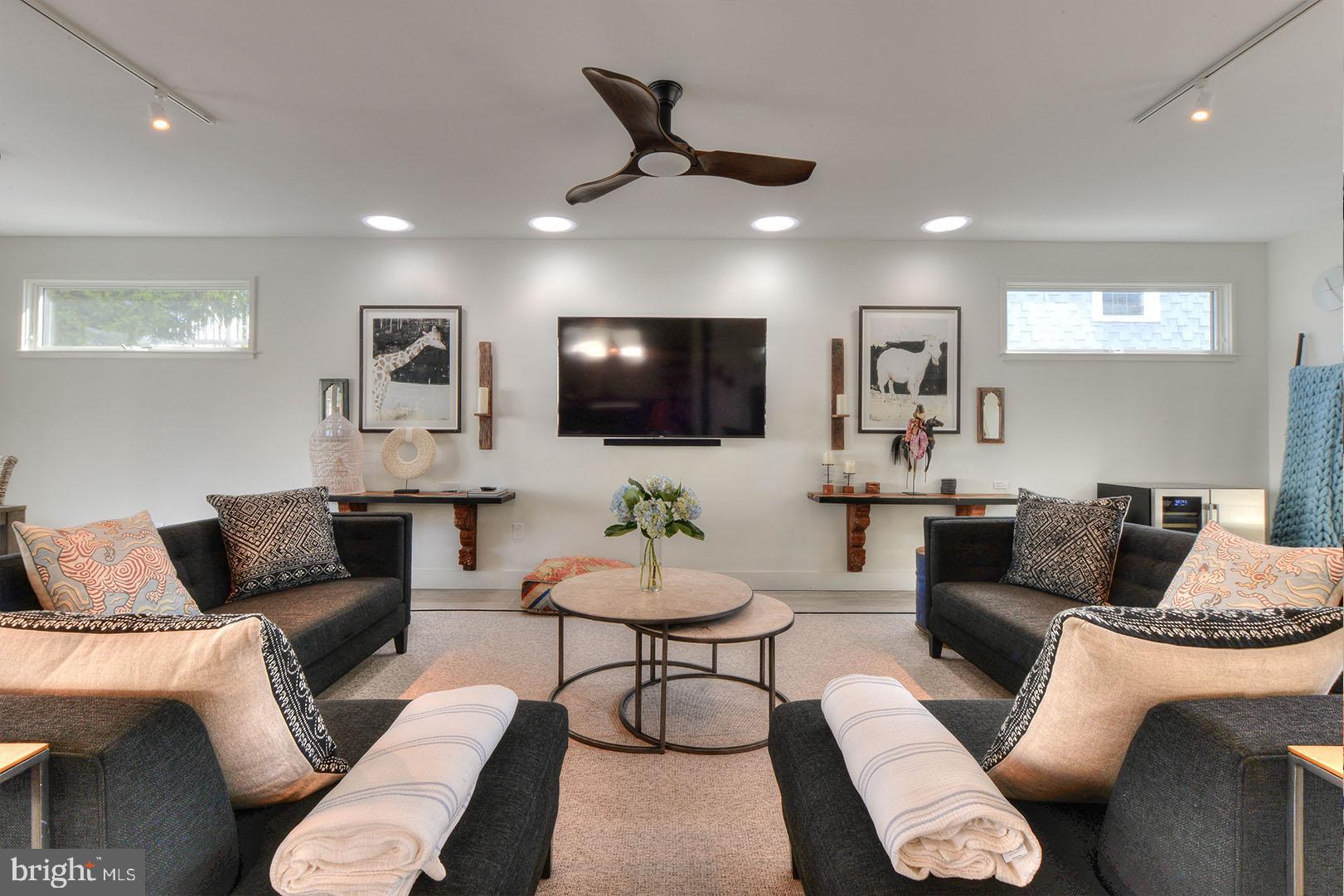 NORTH REHOBOTH - Residential