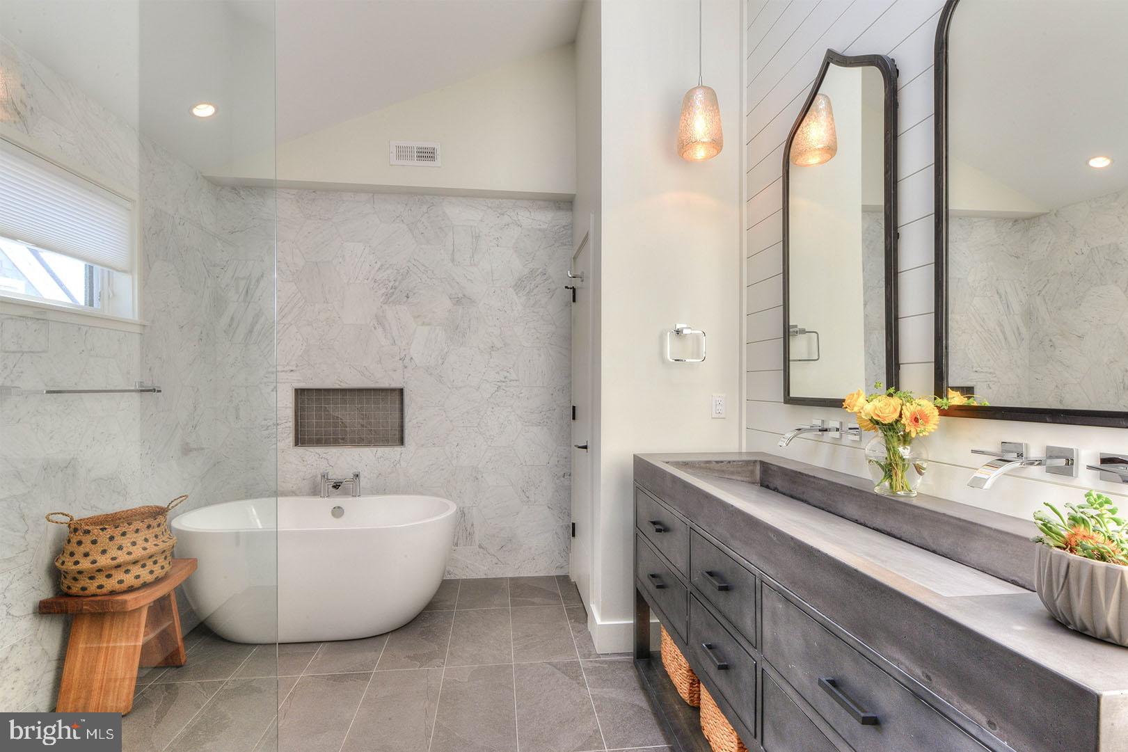 NORTH REHOBOTH - Residential