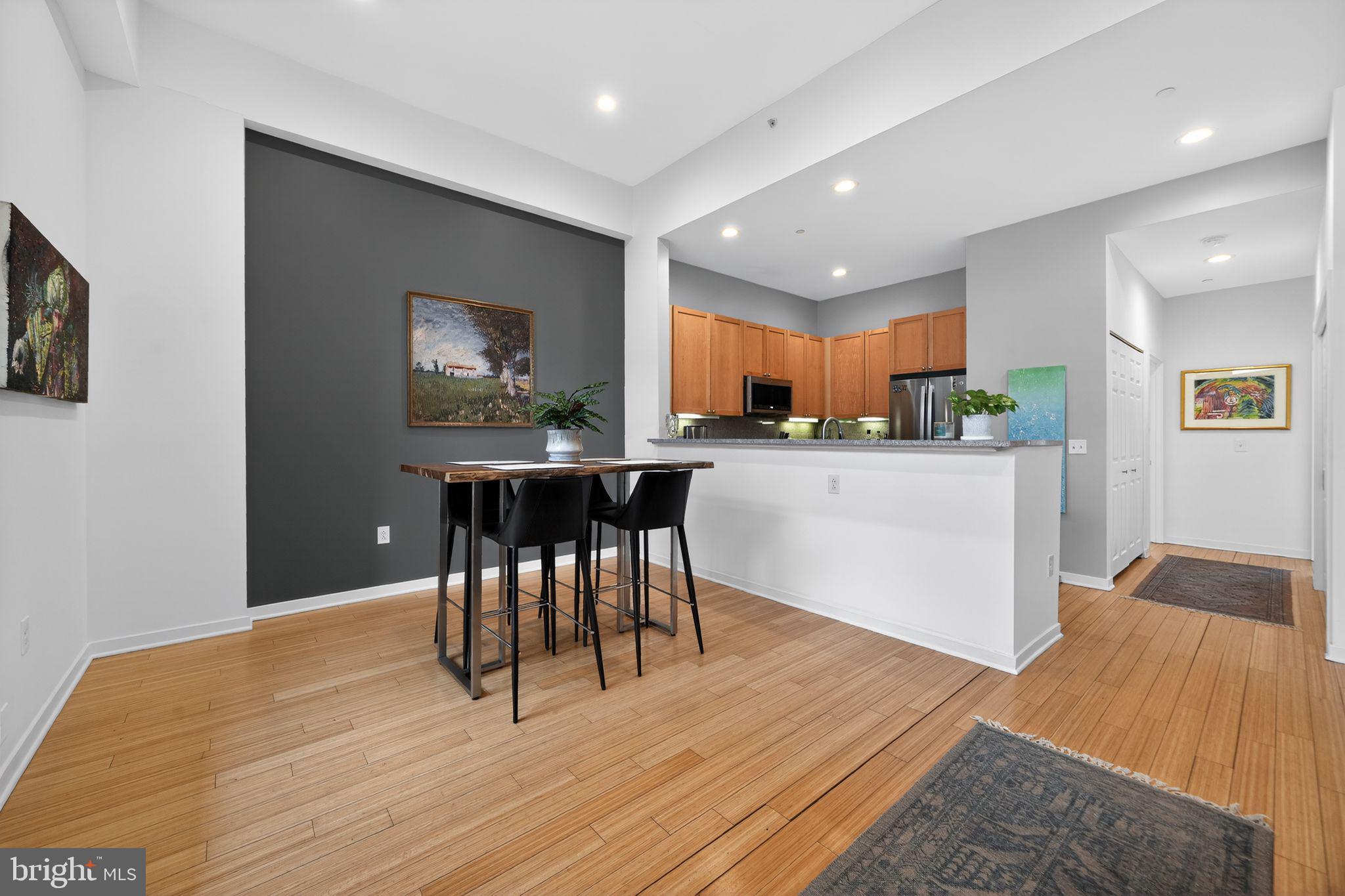 1900 HAMILTON STREET D15