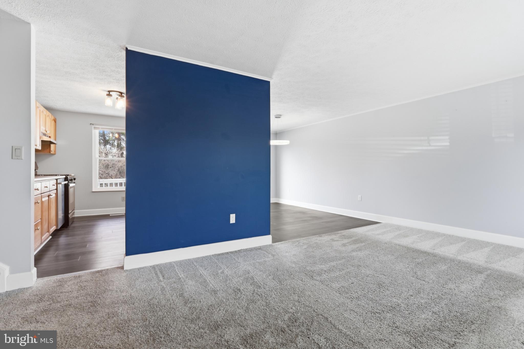 WOODSIDE STATION - Residential