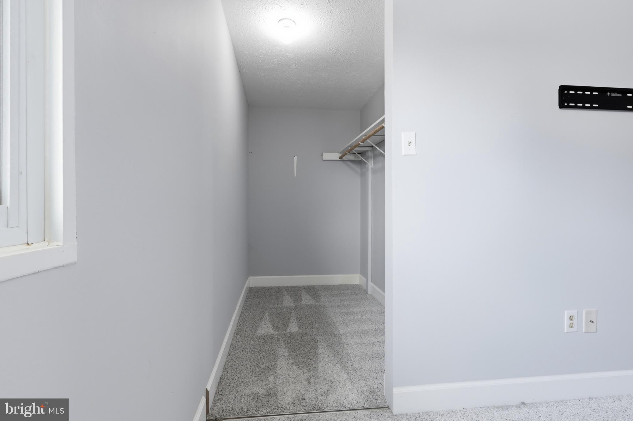 WOODSIDE STATION - Residential