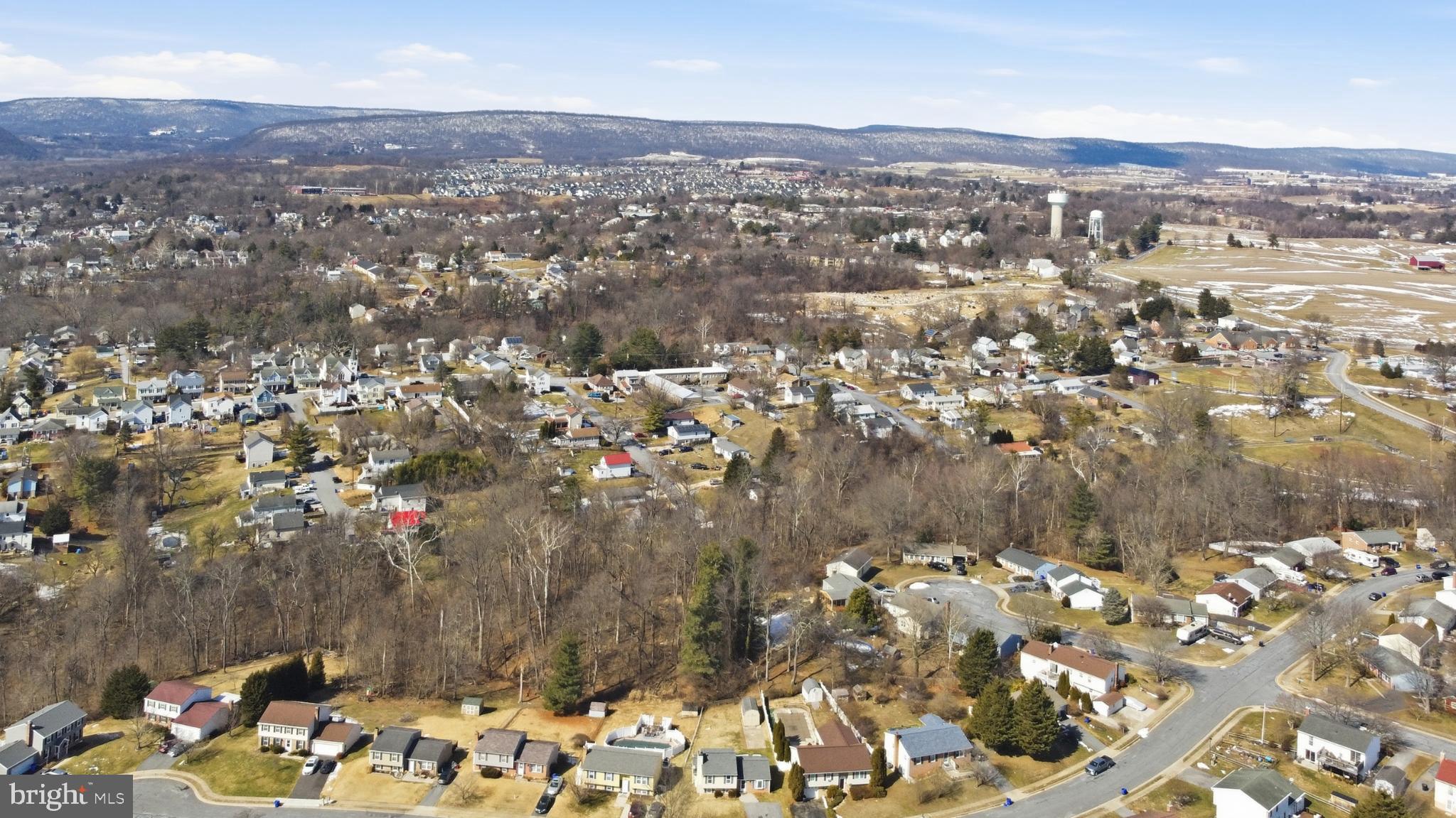 WOODSIDE STATION - Residential