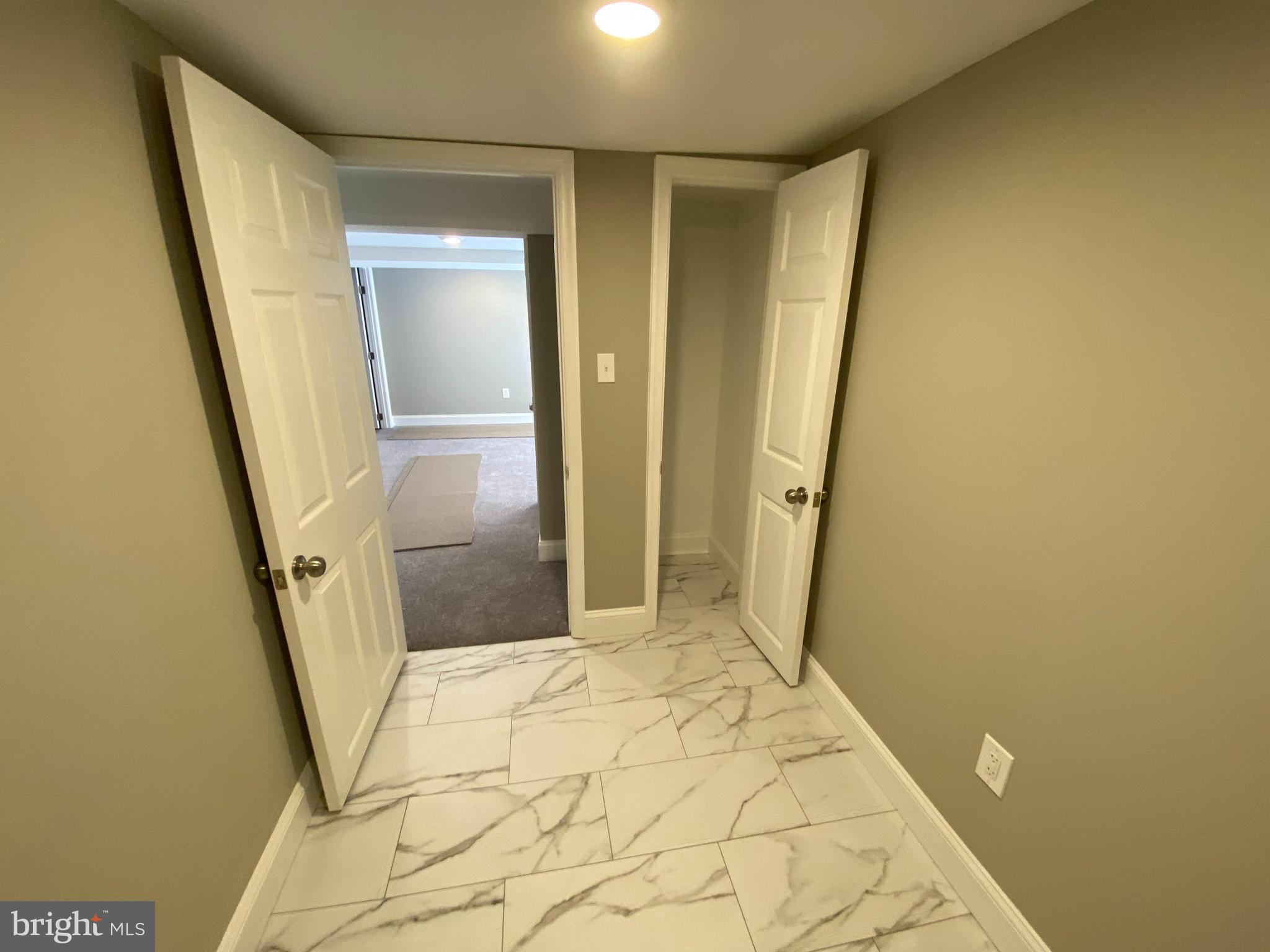 PARKVILLE - Residential