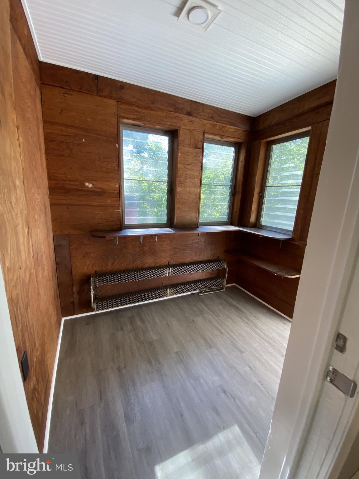 PARKVILLE - Residential