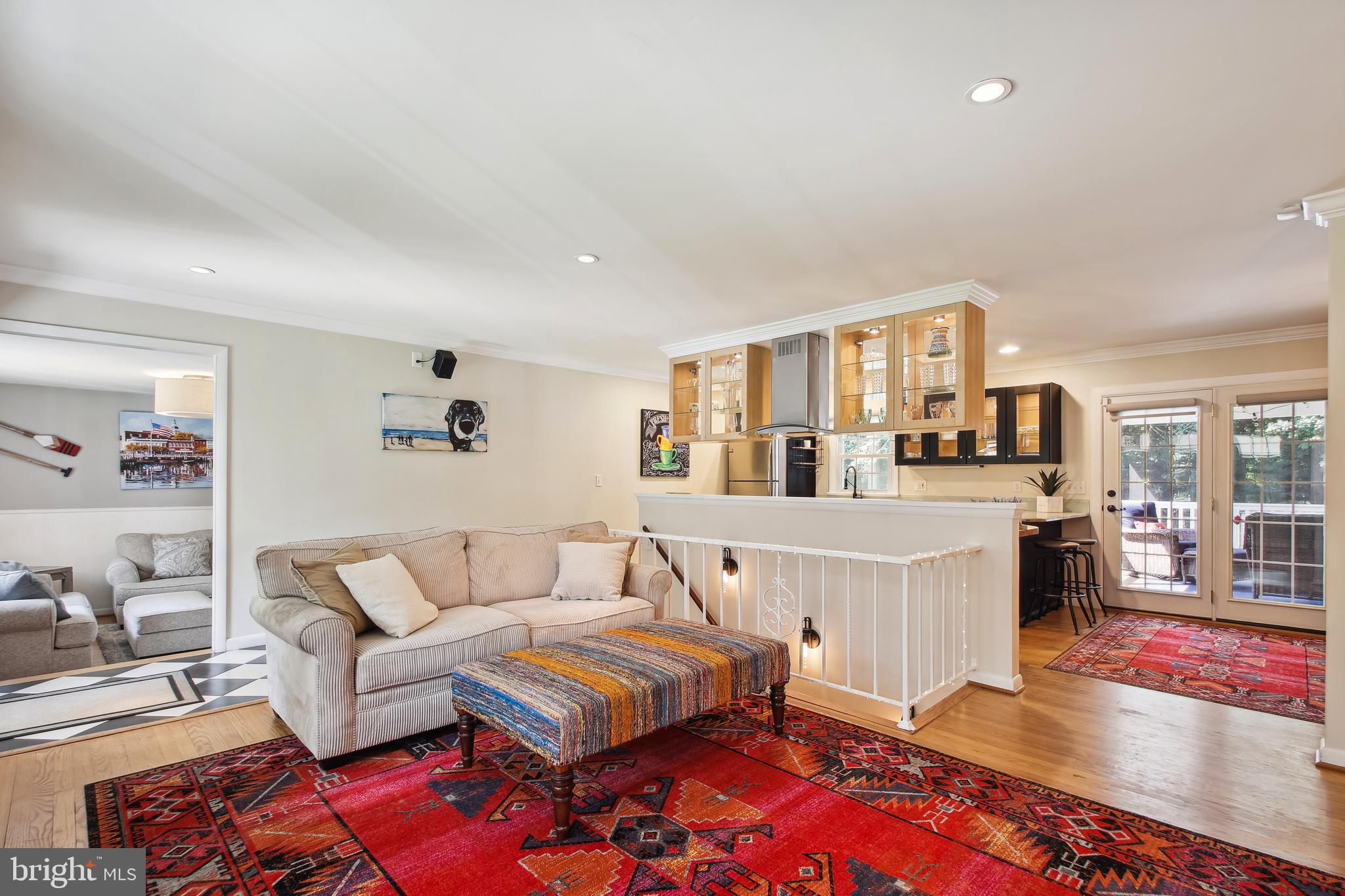 ANNAPOLIS ROADS - Residential