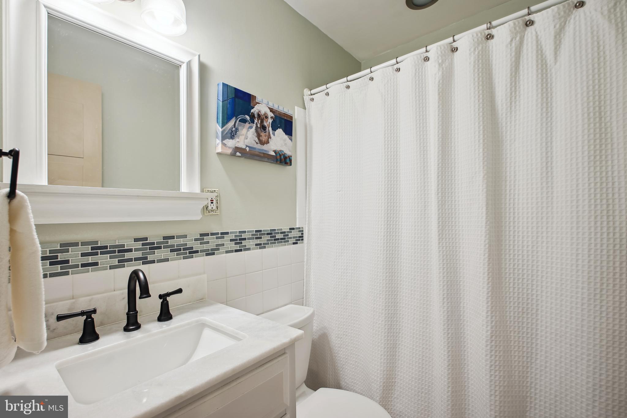 ANNAPOLIS ROADS - Residential