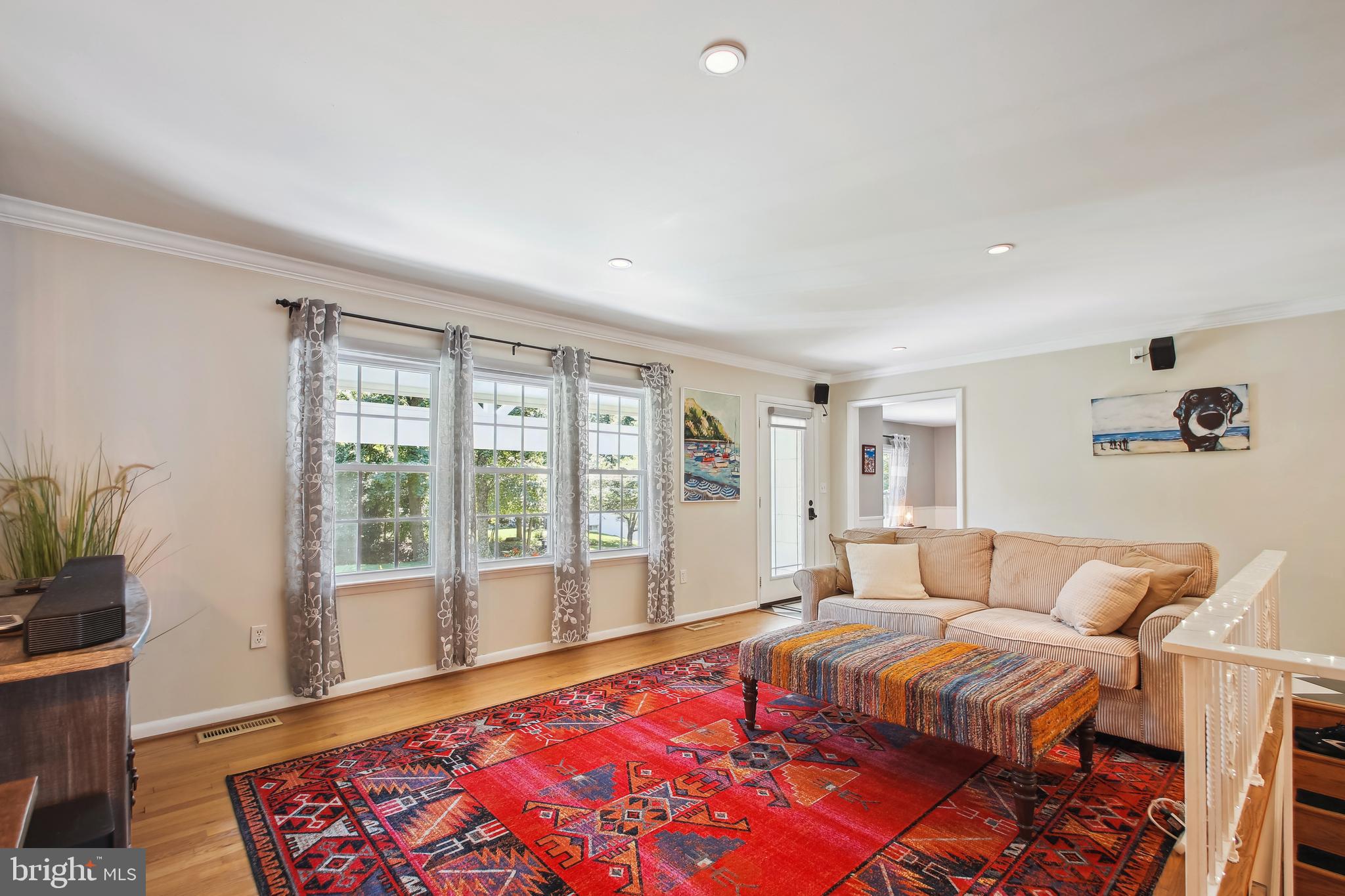 ANNAPOLIS ROADS - Residential