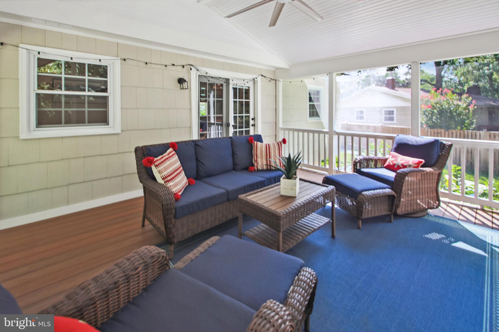 ANNAPOLIS ROADS - Residential