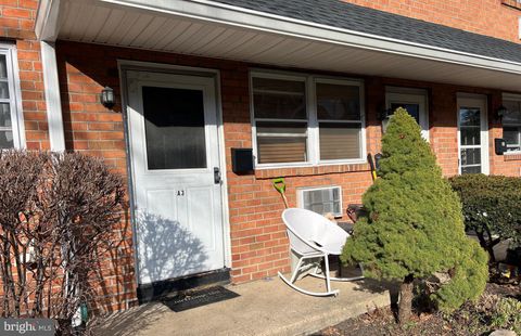 Condo For Sale - 340 Woodlawn Terrace #A3<br/> Camden County, COLLINGSWOOD, NJ 08108