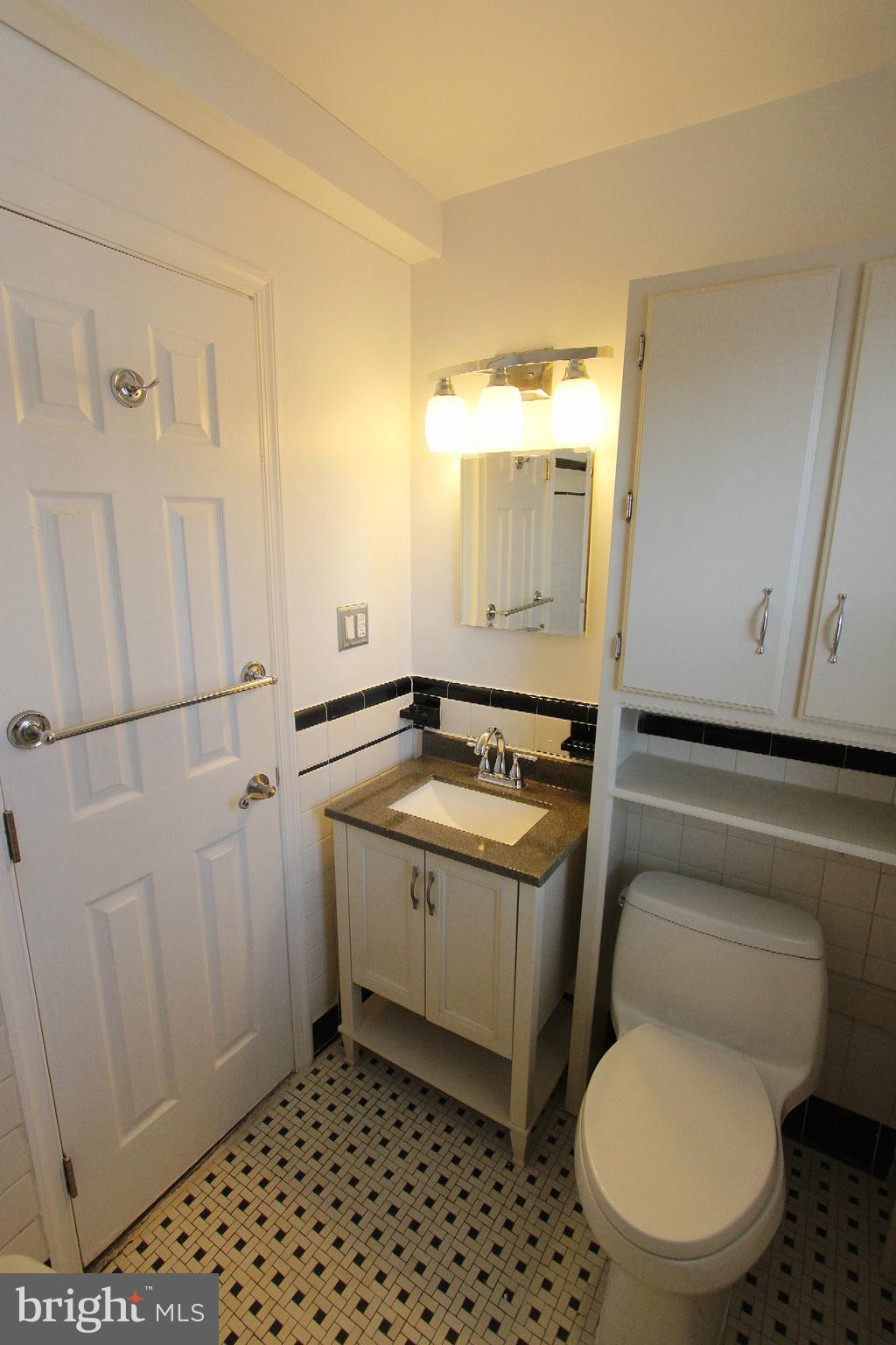 JEFFERSON MANOR - Residential Lease