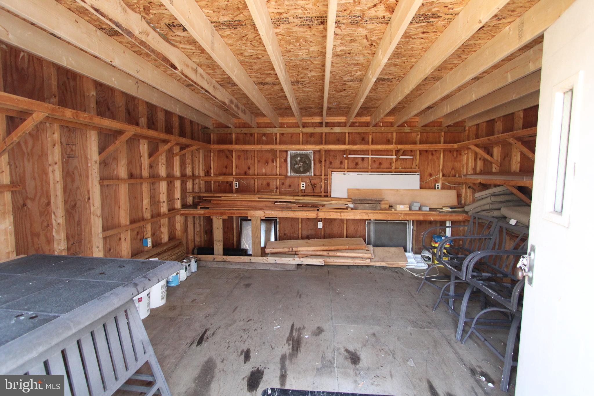 JEFFERSON MANOR - Residential Lease