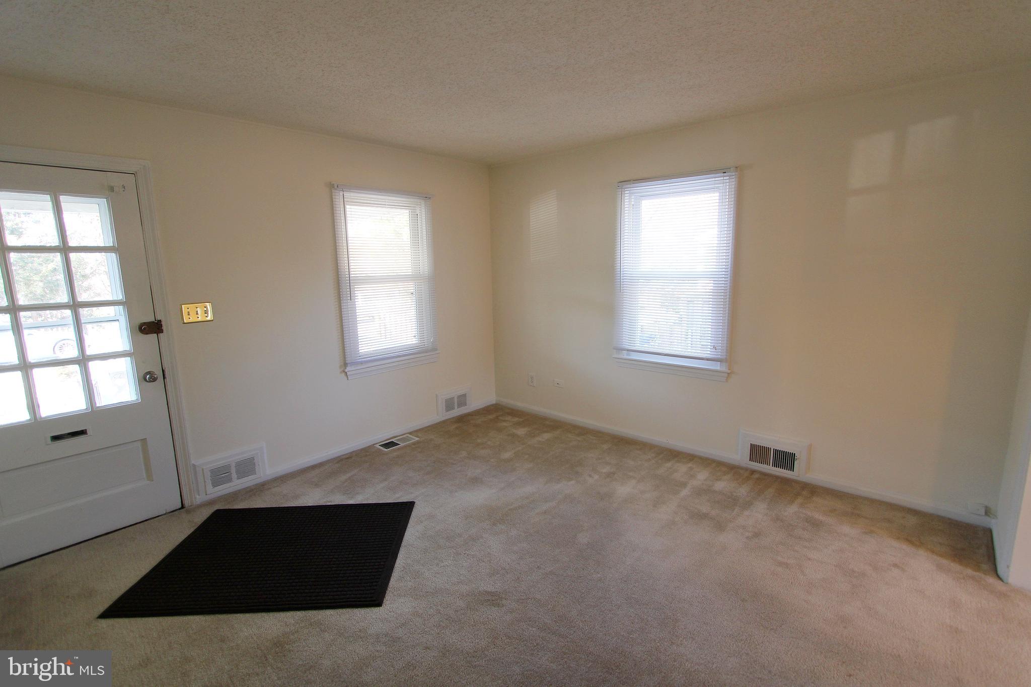 JEFFERSON MANOR - Residential Lease