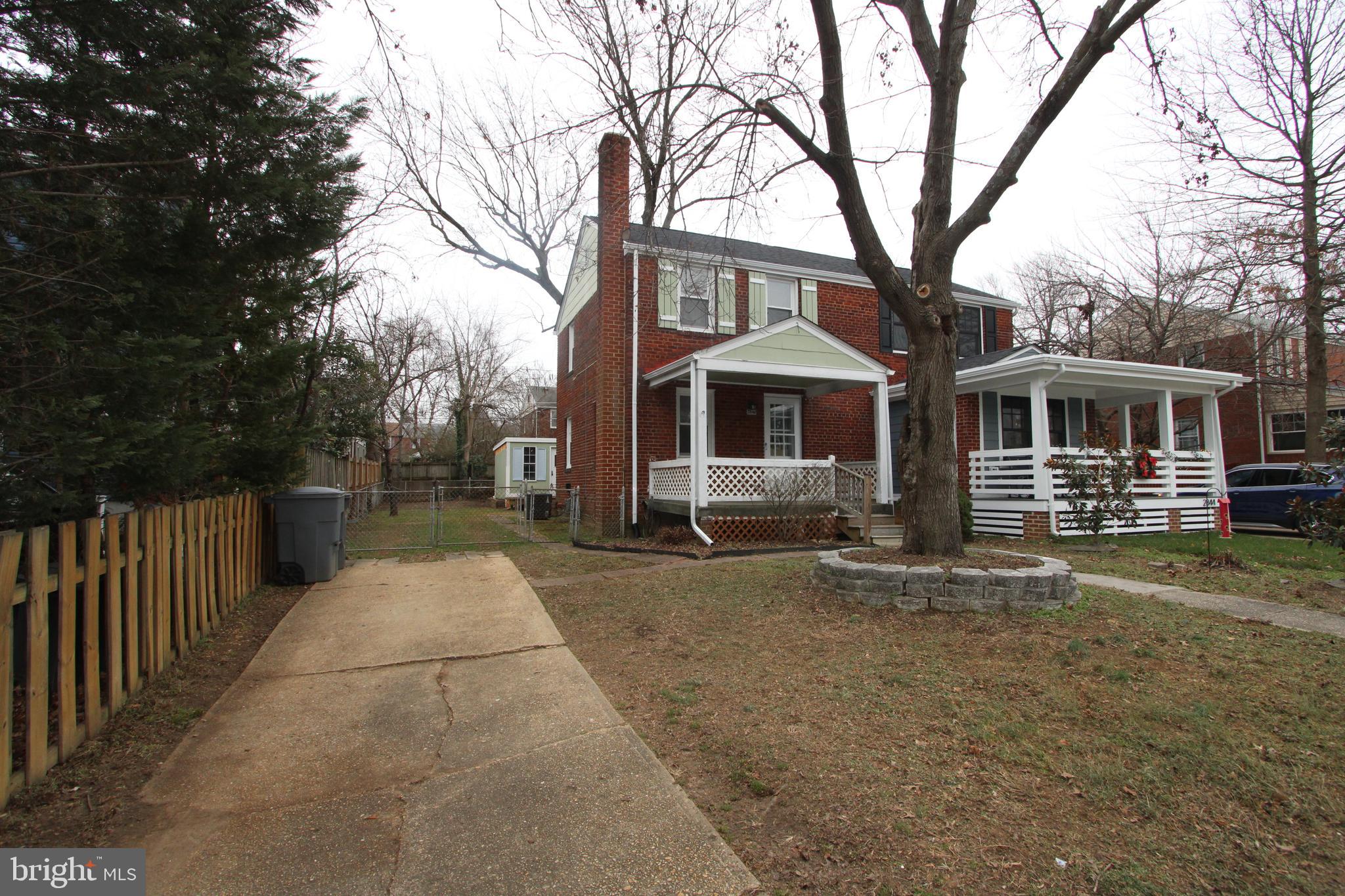 JEFFERSON MANOR - Residential Lease