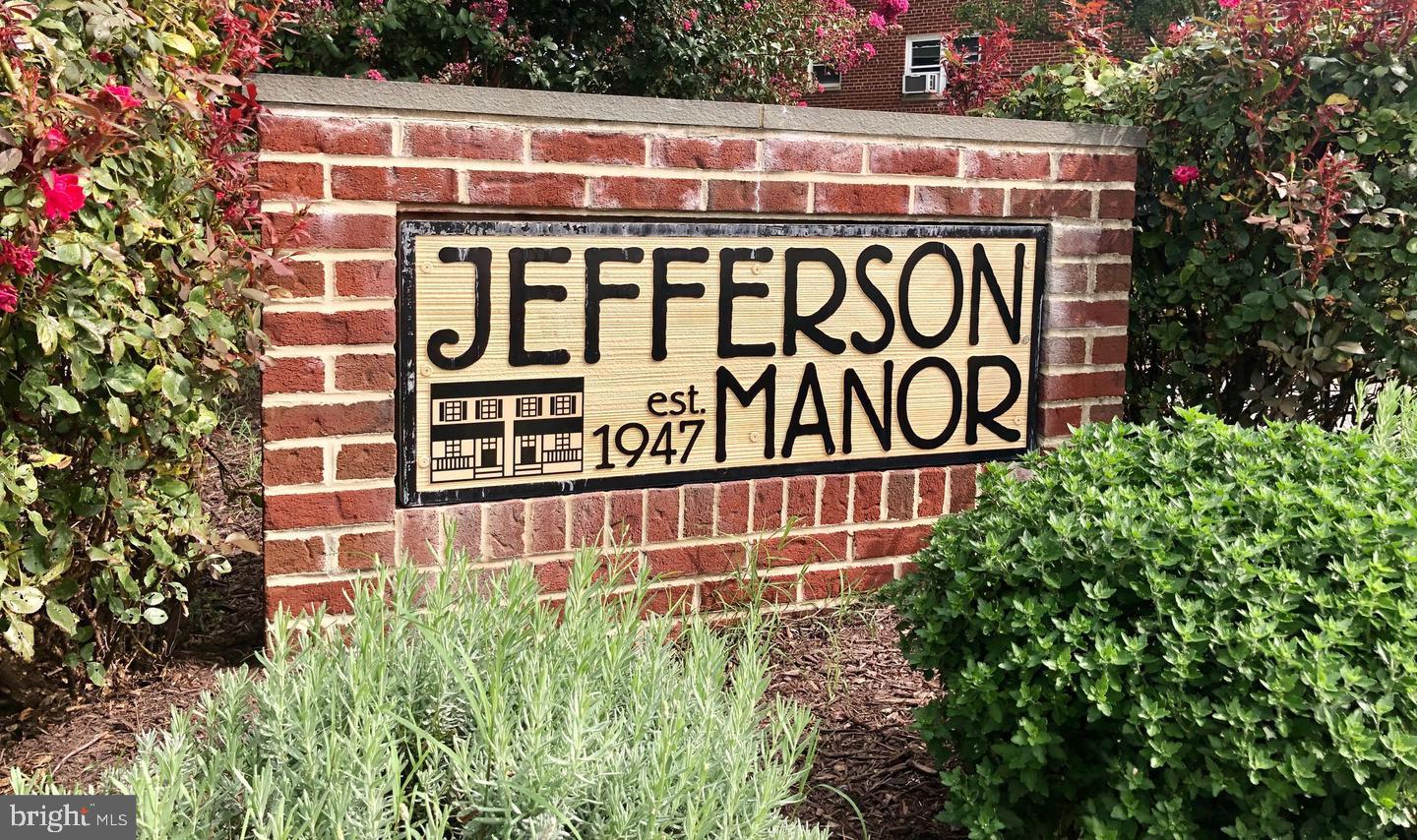 JEFFERSON MANOR - Residential Lease
