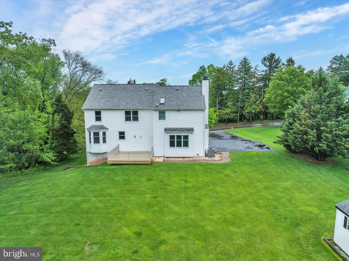 REGENCY KNOLL - Residential