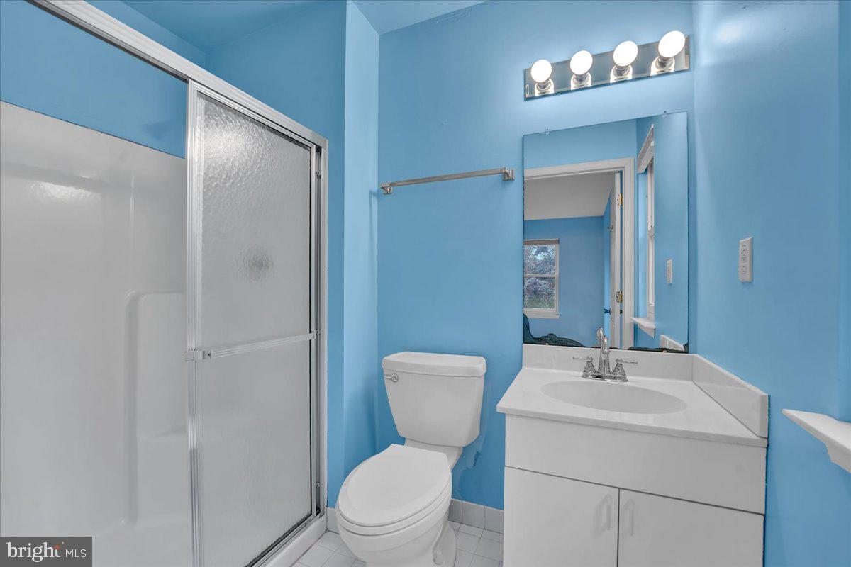 REGENCY KNOLL - Residential