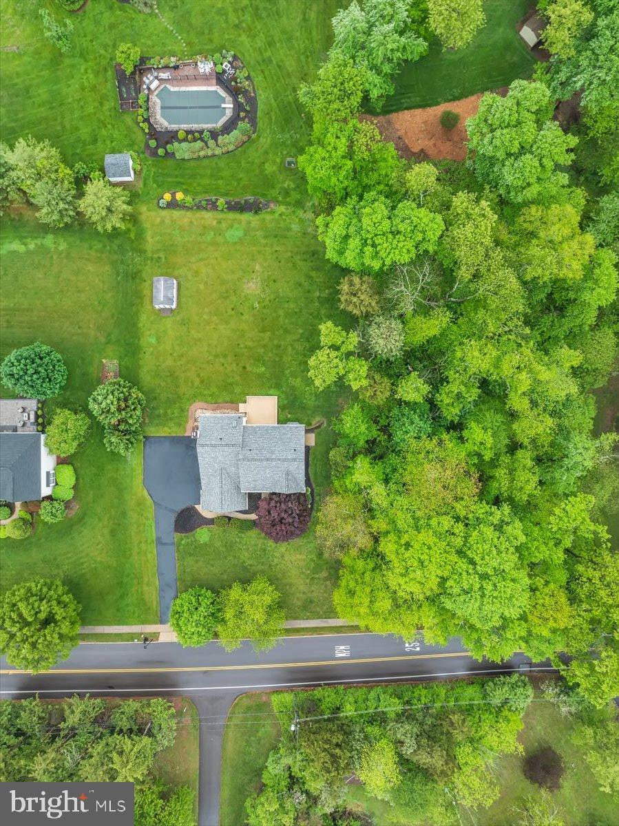 REGENCY KNOLL - Residential