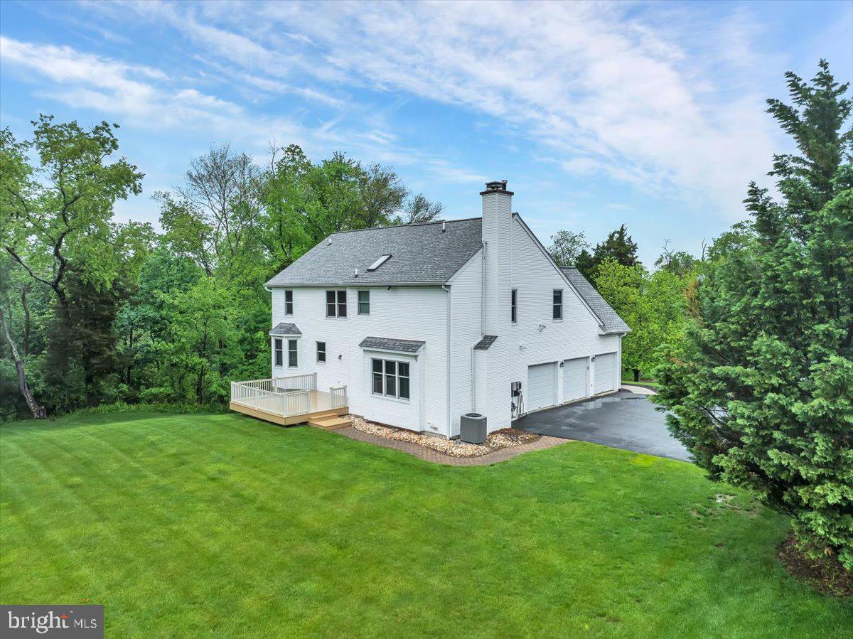 REGENCY KNOLL - Residential