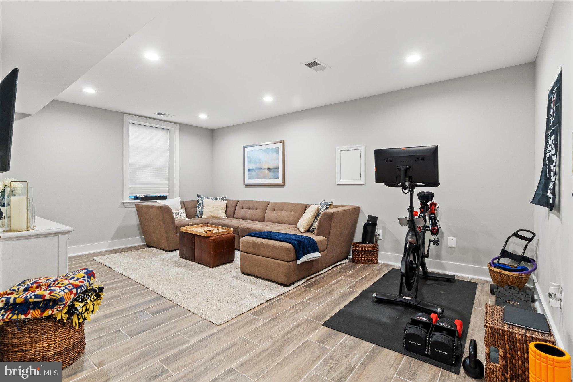 DEL RAY - Residential