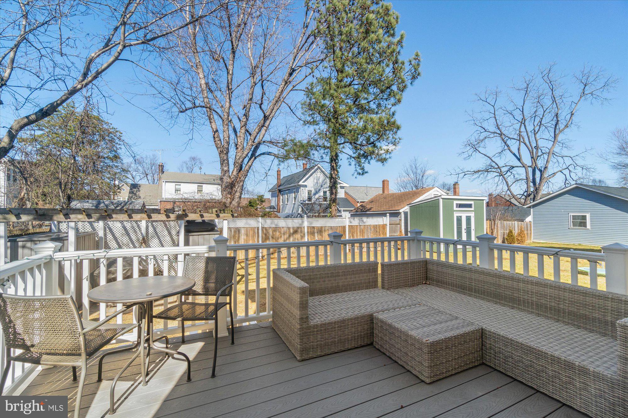 DEL RAY - Residential