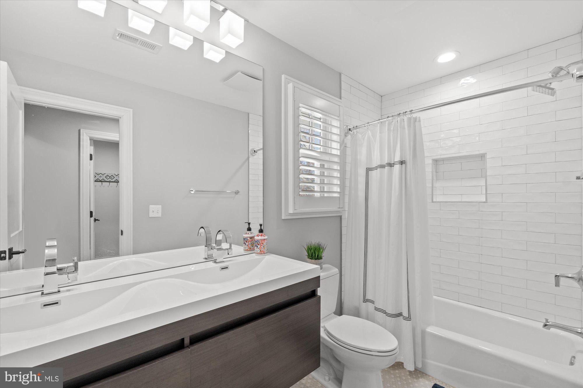 DEL RAY - Residential