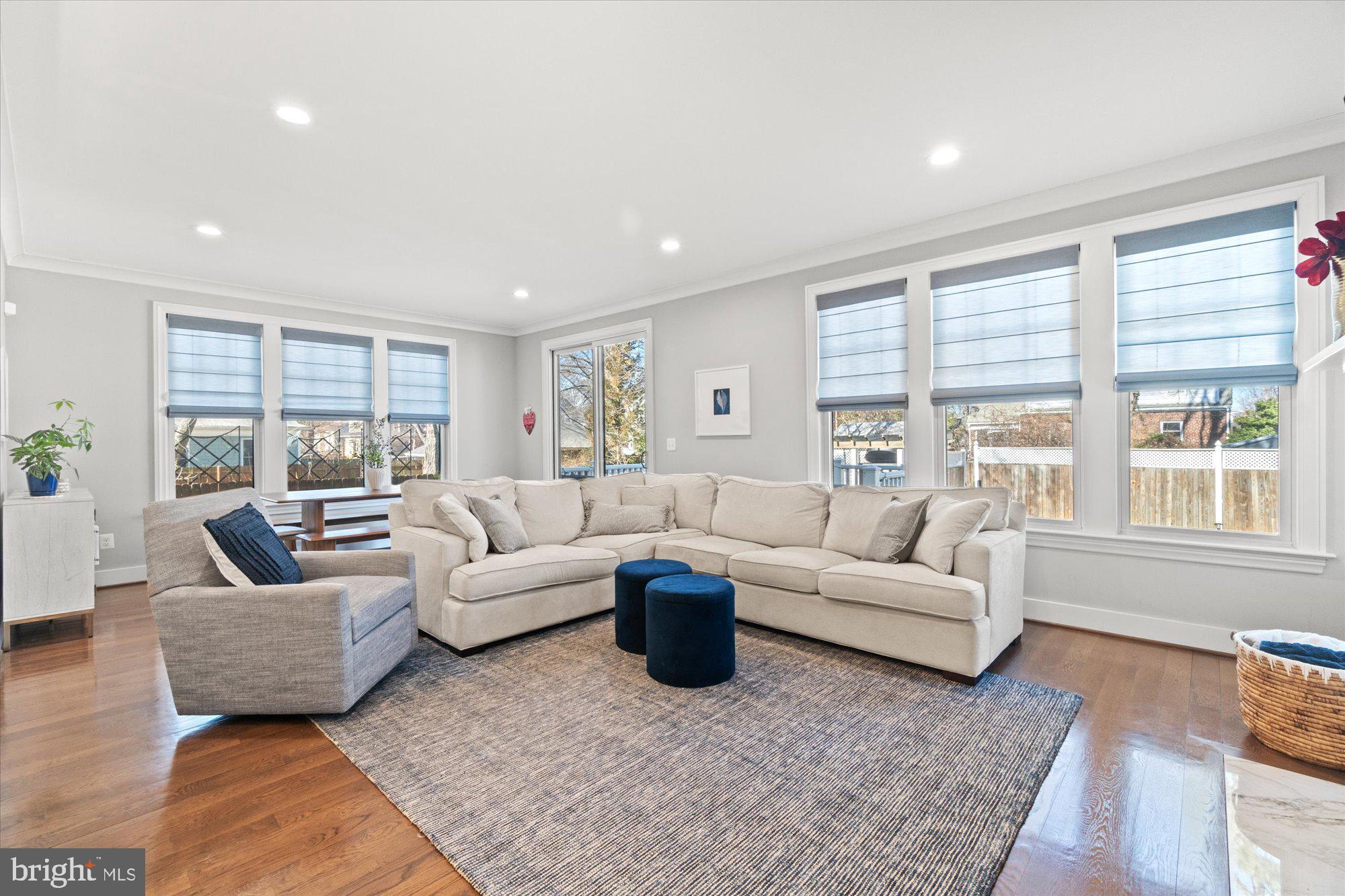 DEL RAY - Residential