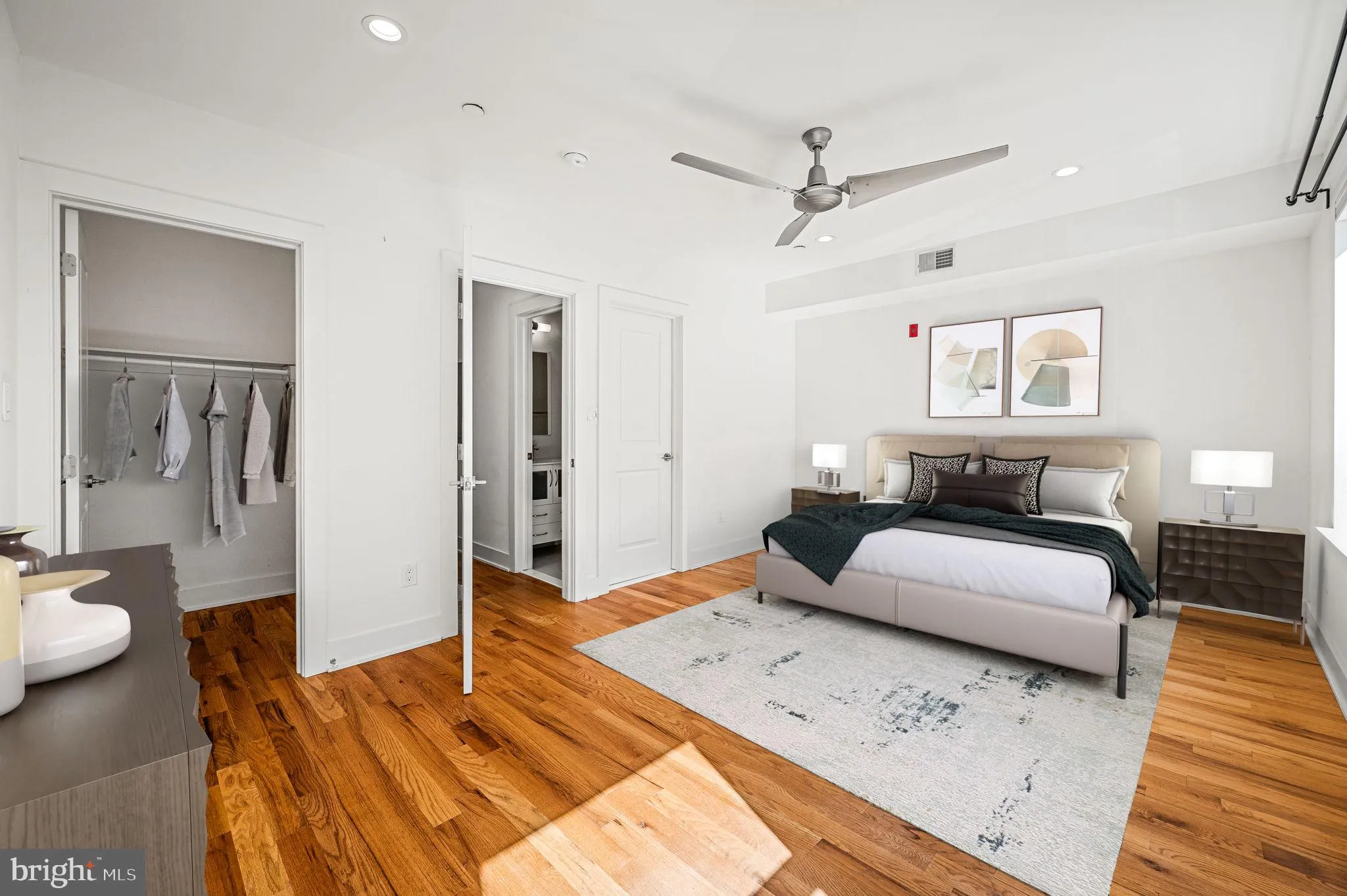 Philadelphia, Pennsylvania 19130, United States, 1 Bedroom Bedrooms, ,1 BathroomBathrooms,Residential,Active,94179