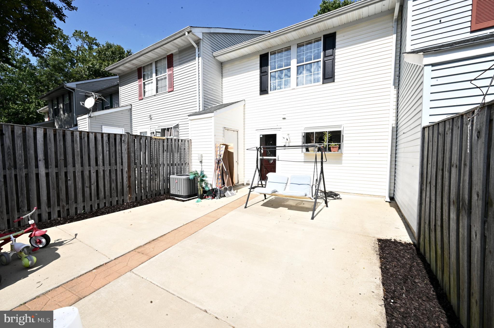 3843 GATEVIEW PLACE