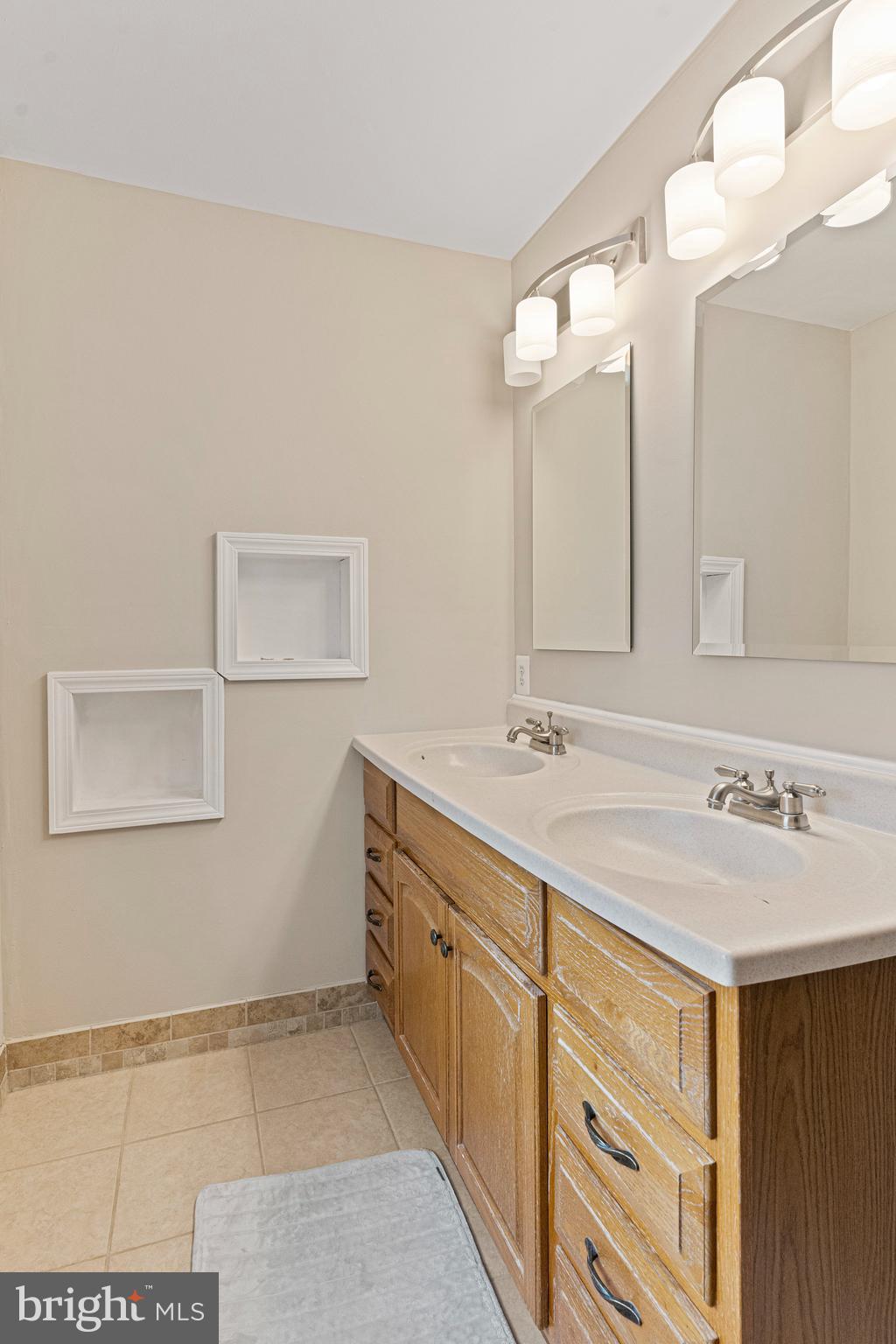 SARATOGA - Residential