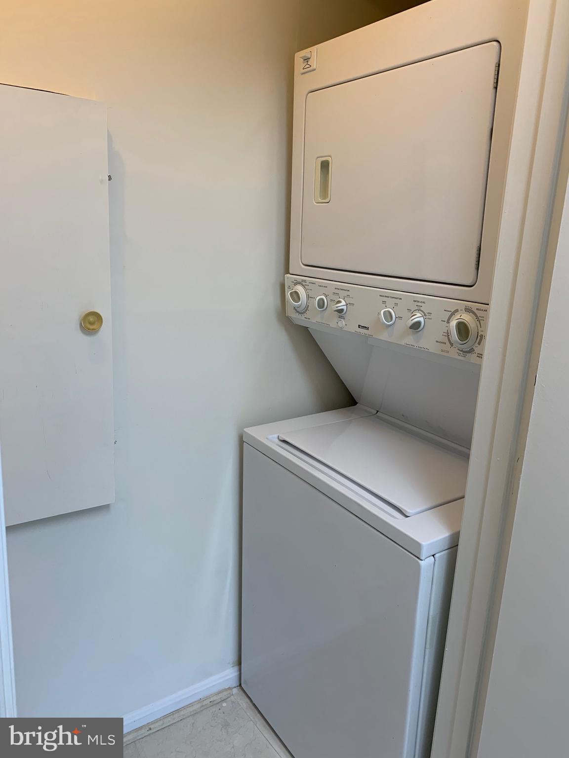 LONGMEAD CROSSING - Residential