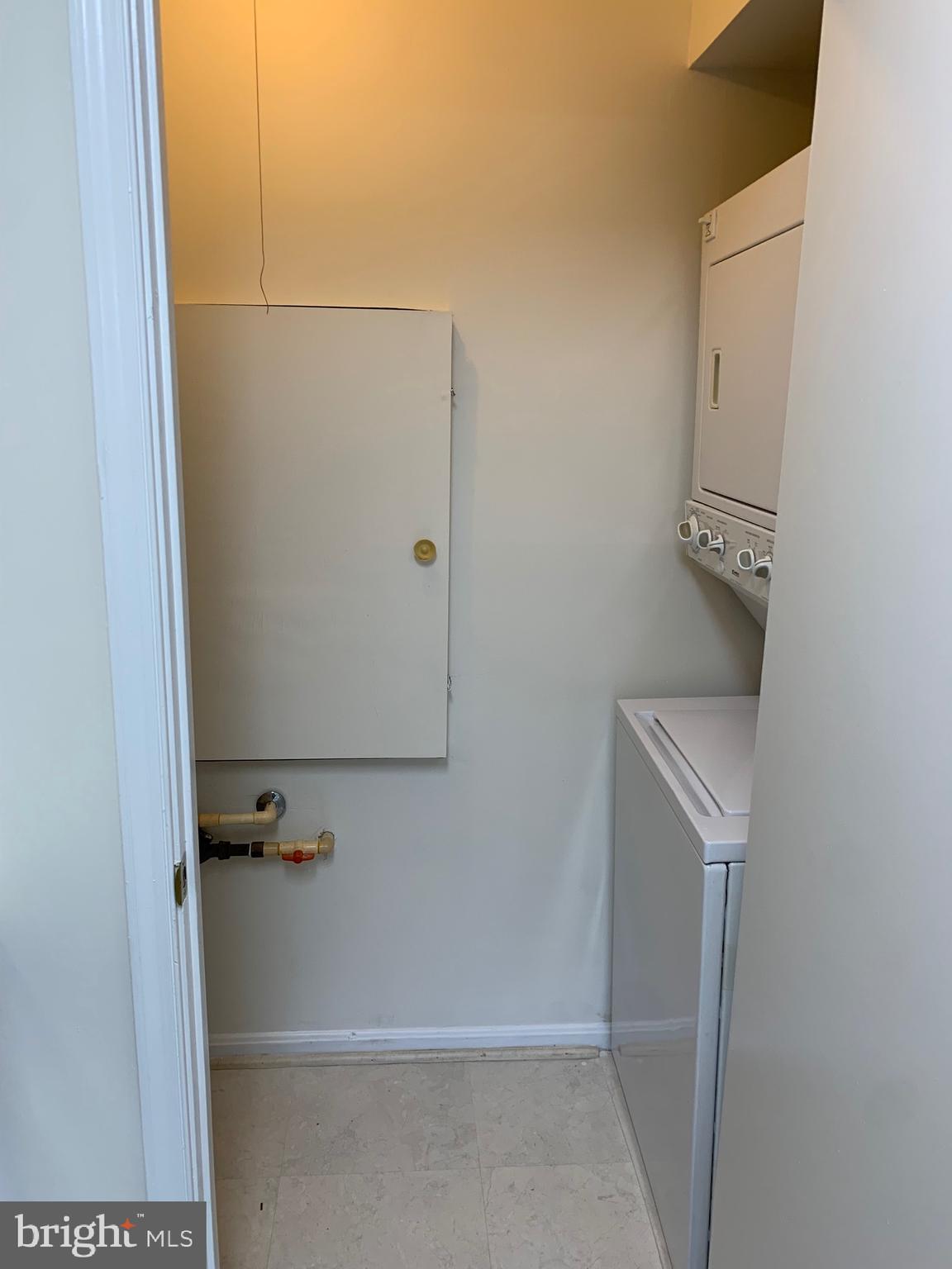 LONGMEAD CROSSING - Residential