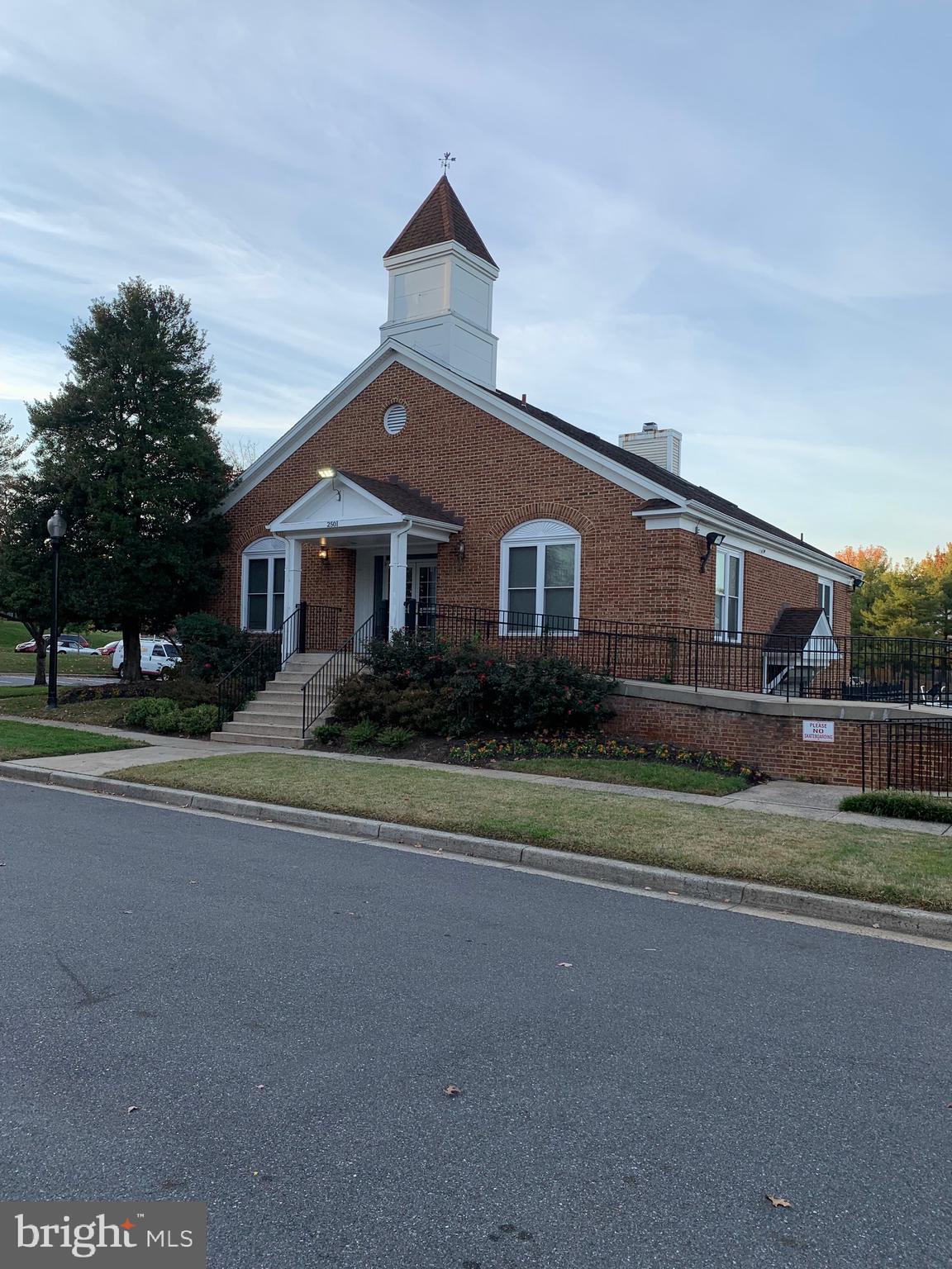 LONGMEAD CROSSING - Residential