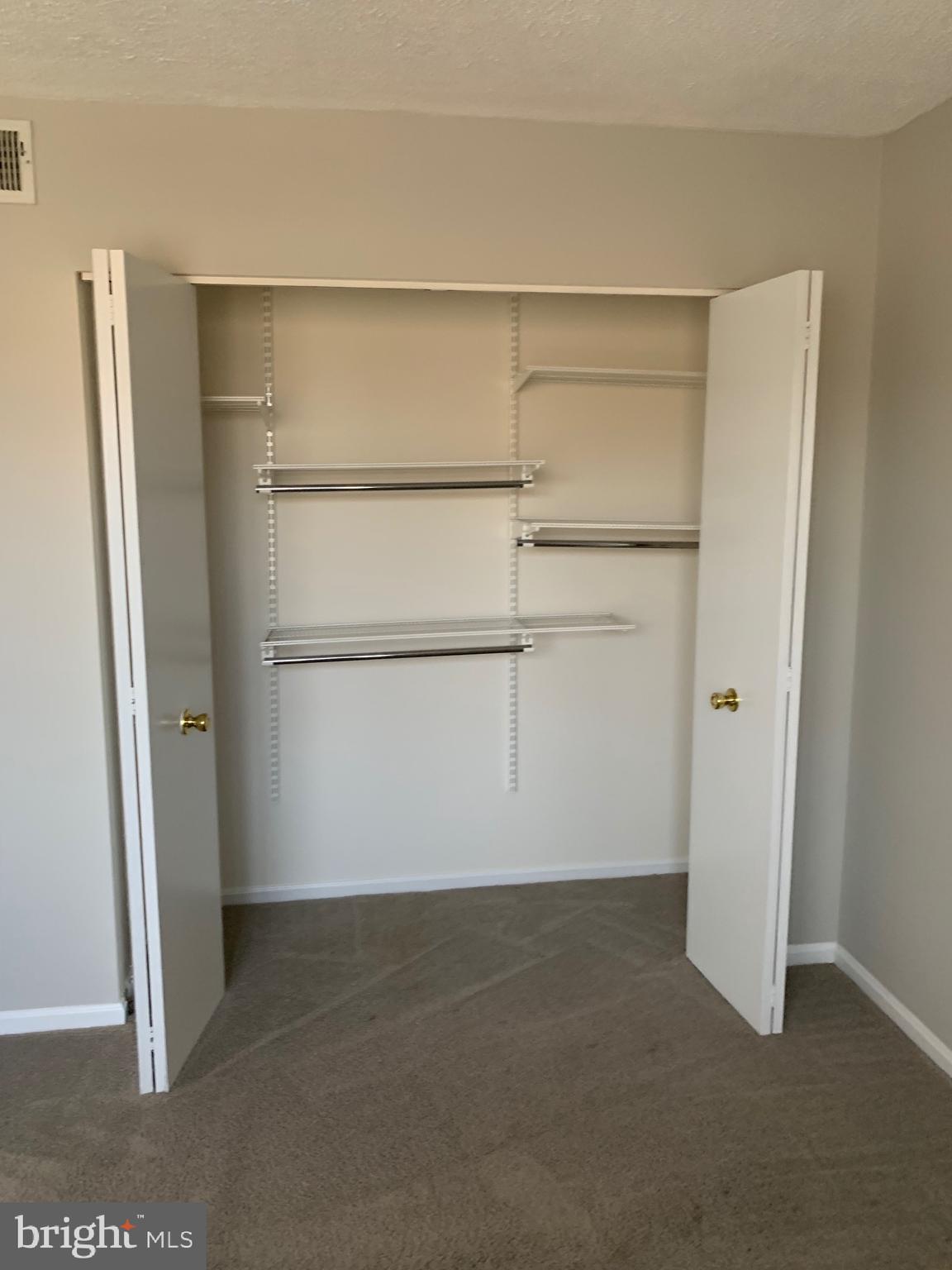 LONGMEAD CROSSING - Residential