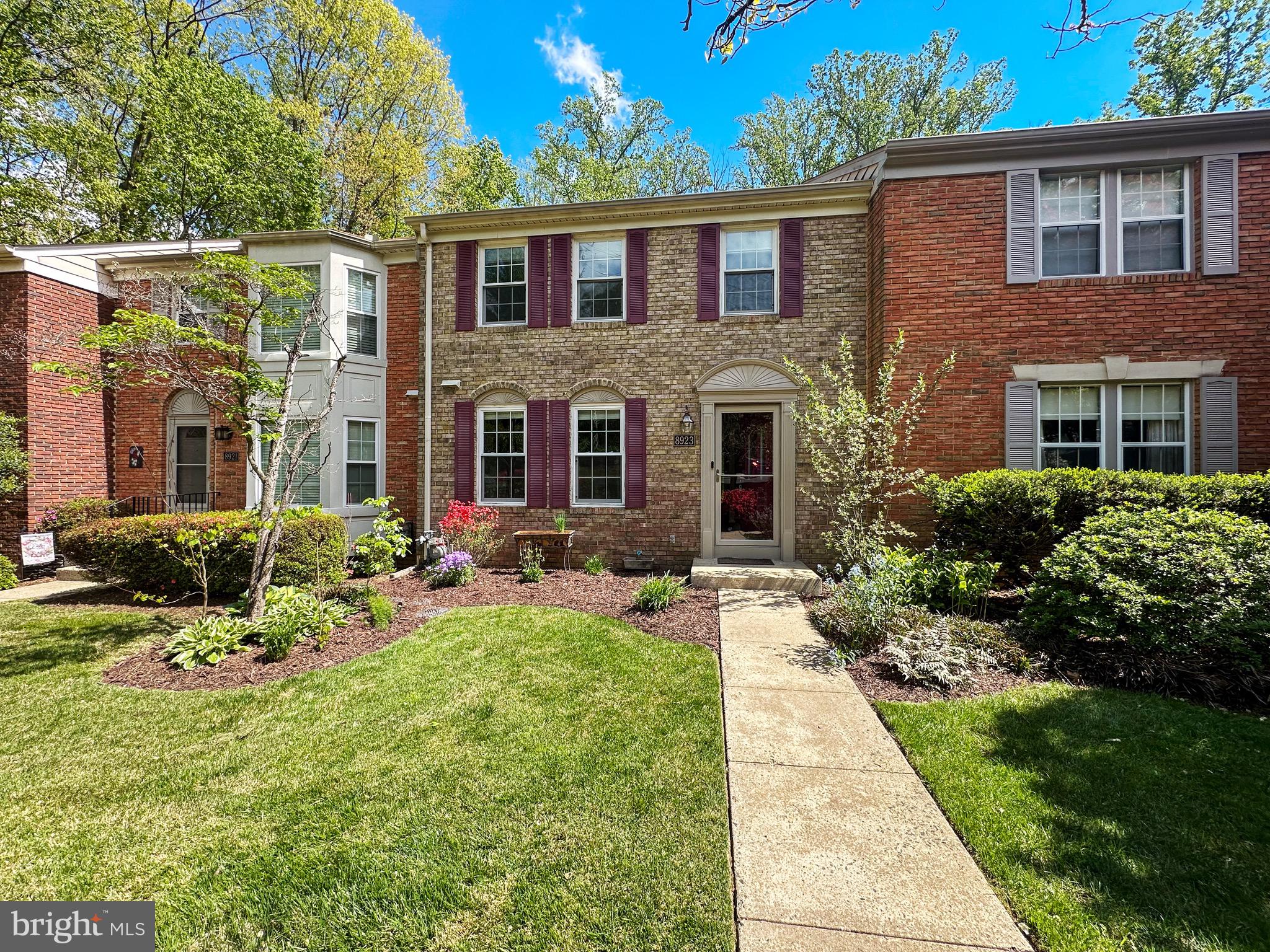 8923 PARK FOREST DRIVE