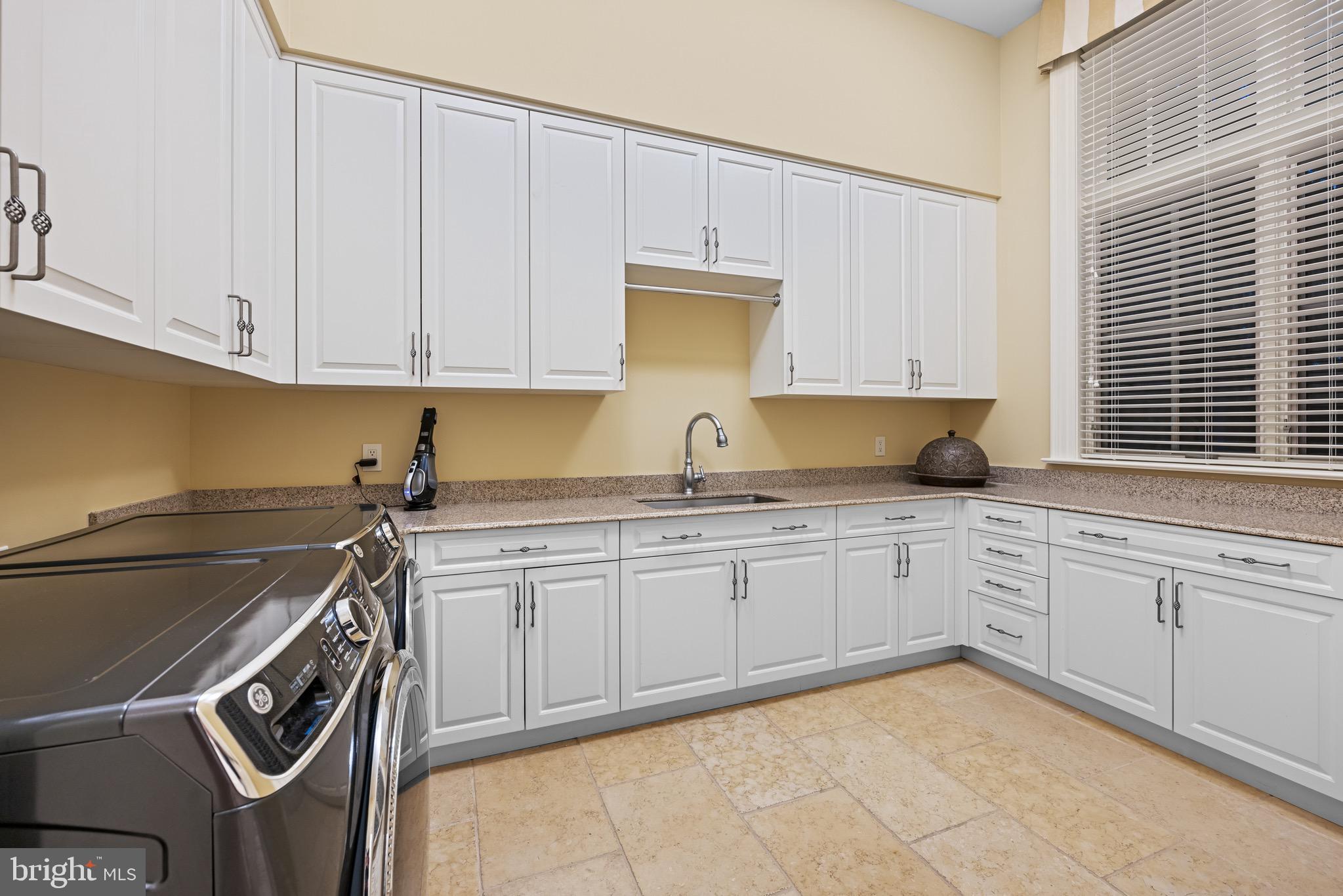 CAVES VALLEY GOLF CLUB - Residential