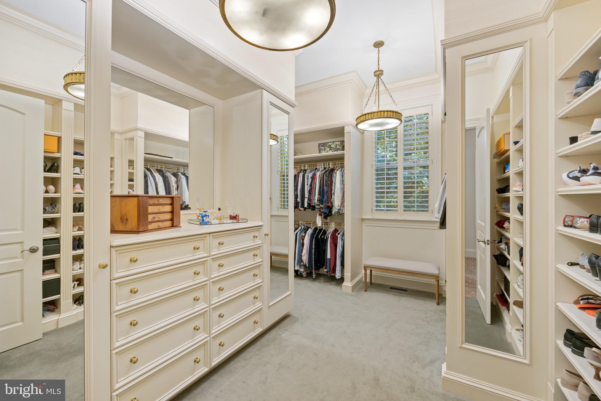 CAVES VALLEY GOLF CLUB - Residential