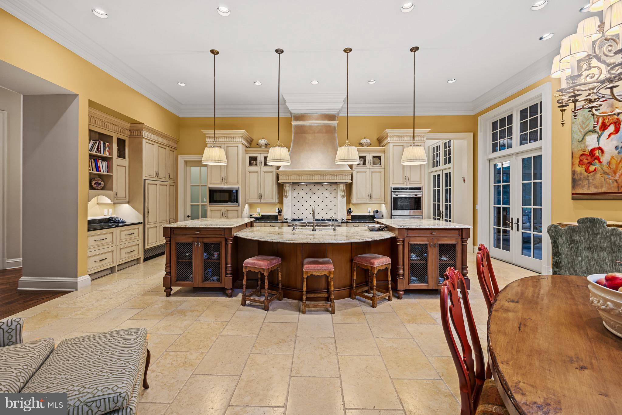 CAVES VALLEY GOLF CLUB - Residential