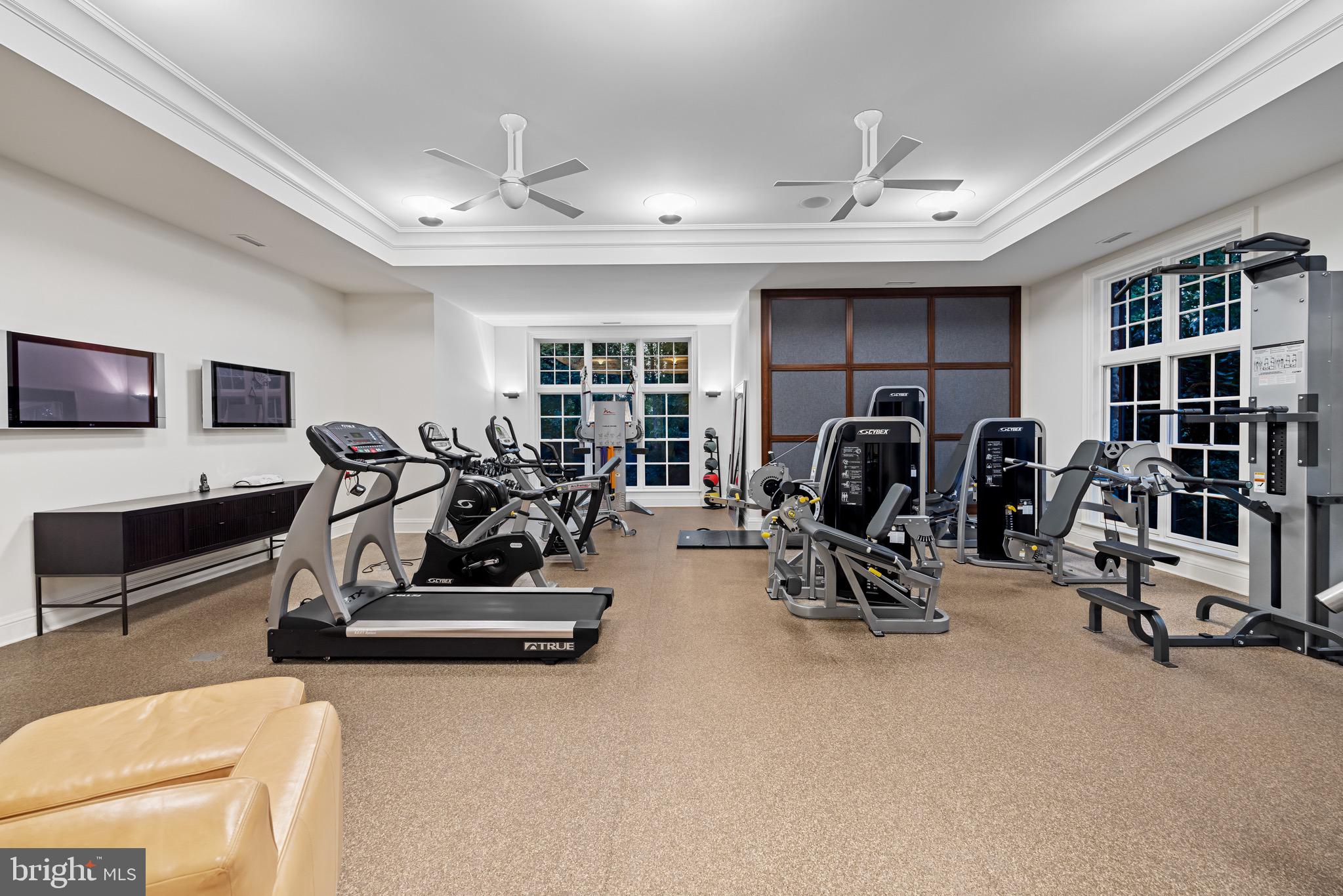 CAVES VALLEY GOLF CLUB - Residential