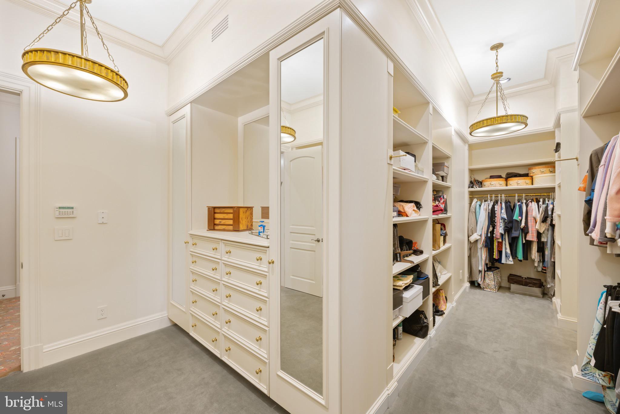 CAVES VALLEY GOLF CLUB - Residential