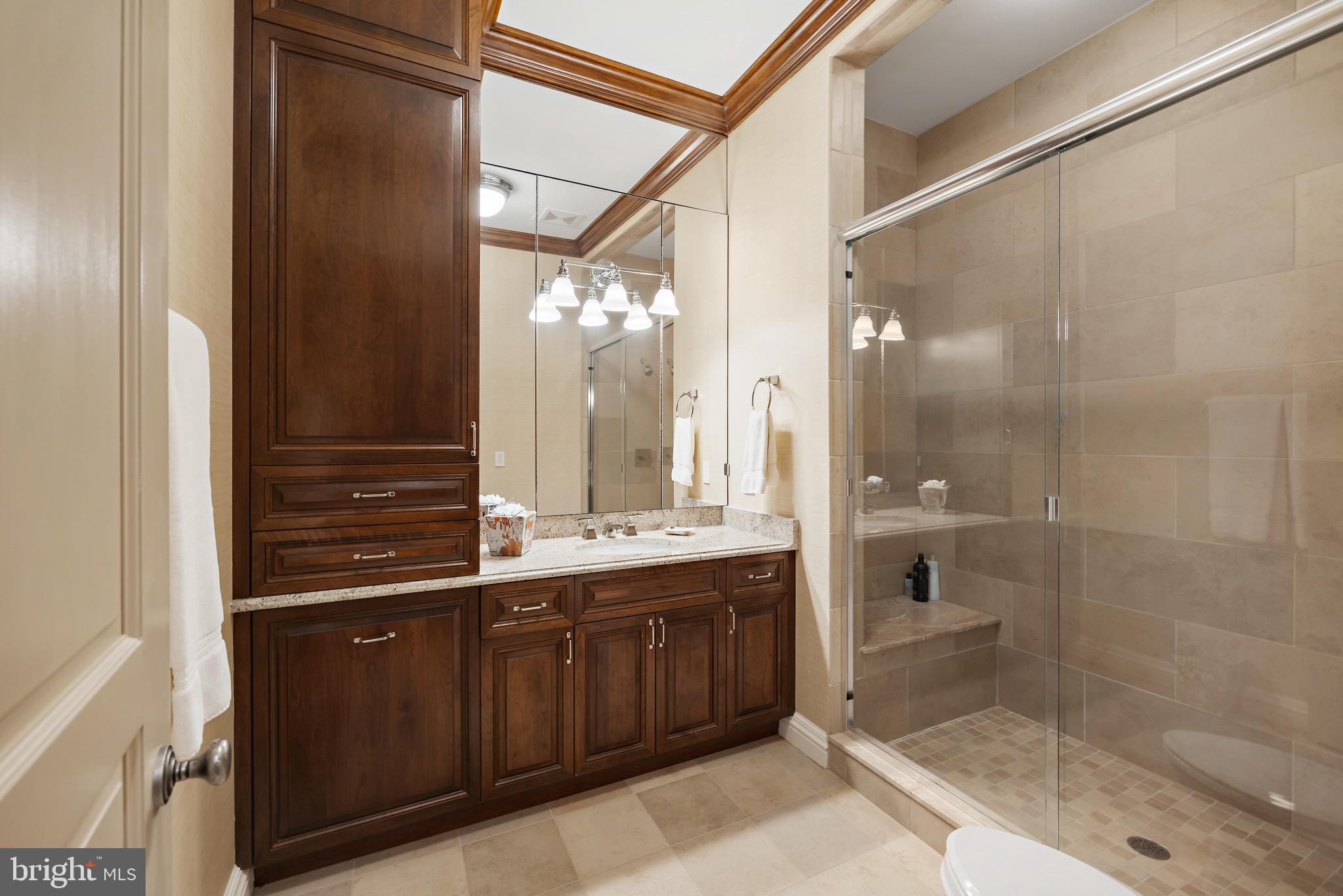 CAVES VALLEY GOLF CLUB - Residential