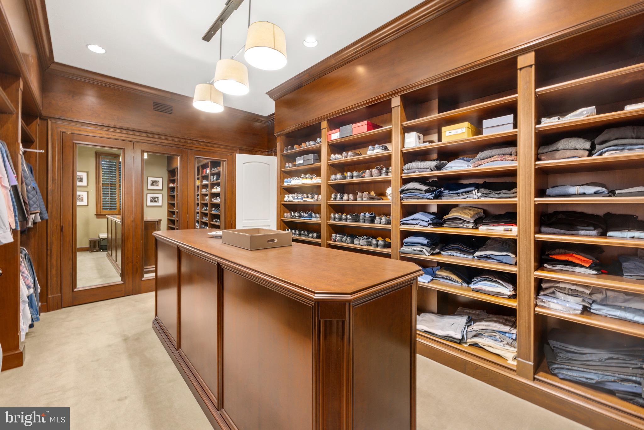 CAVES VALLEY GOLF CLUB - Residential