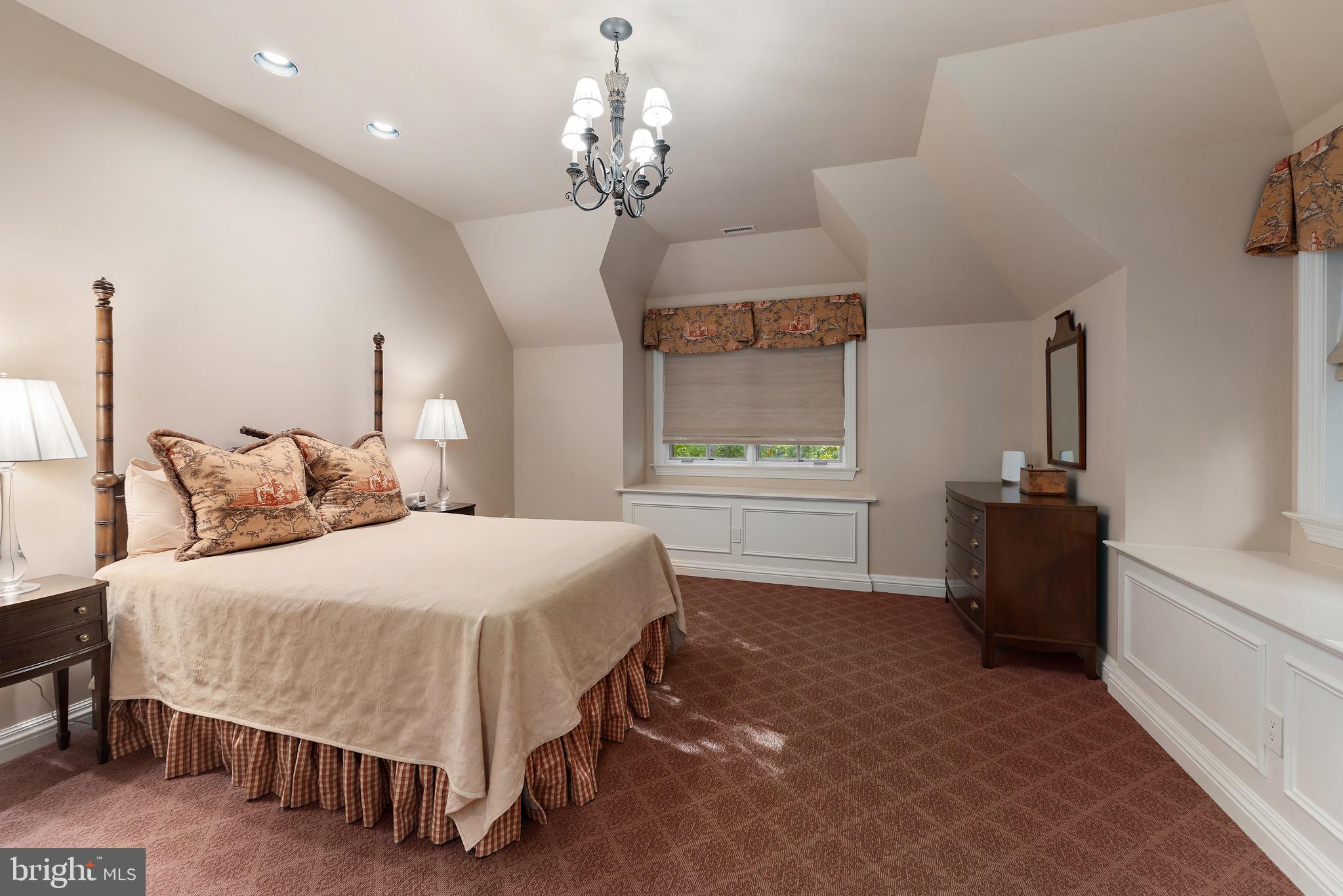 CAVES VALLEY GOLF CLUB - Residential