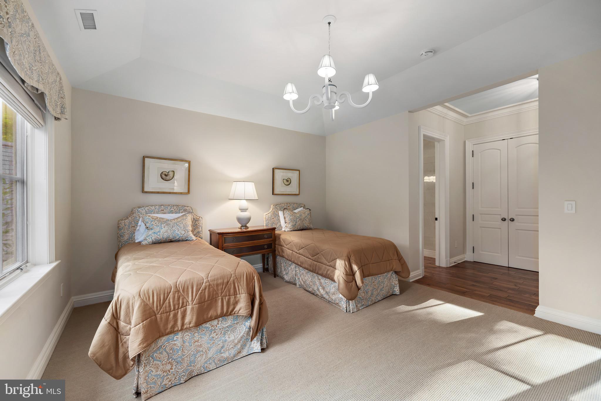 CAVES VALLEY GOLF CLUB - Residential