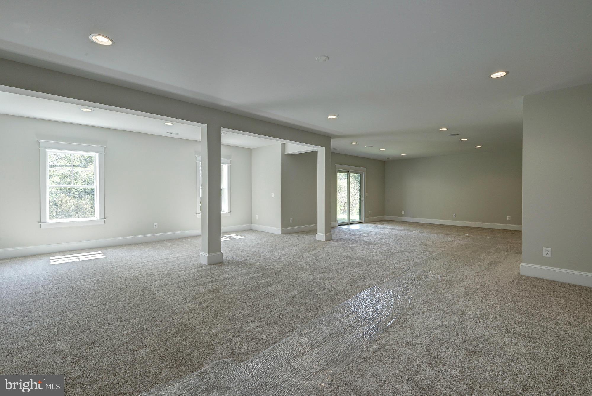 DONALDSON RUN - Residential