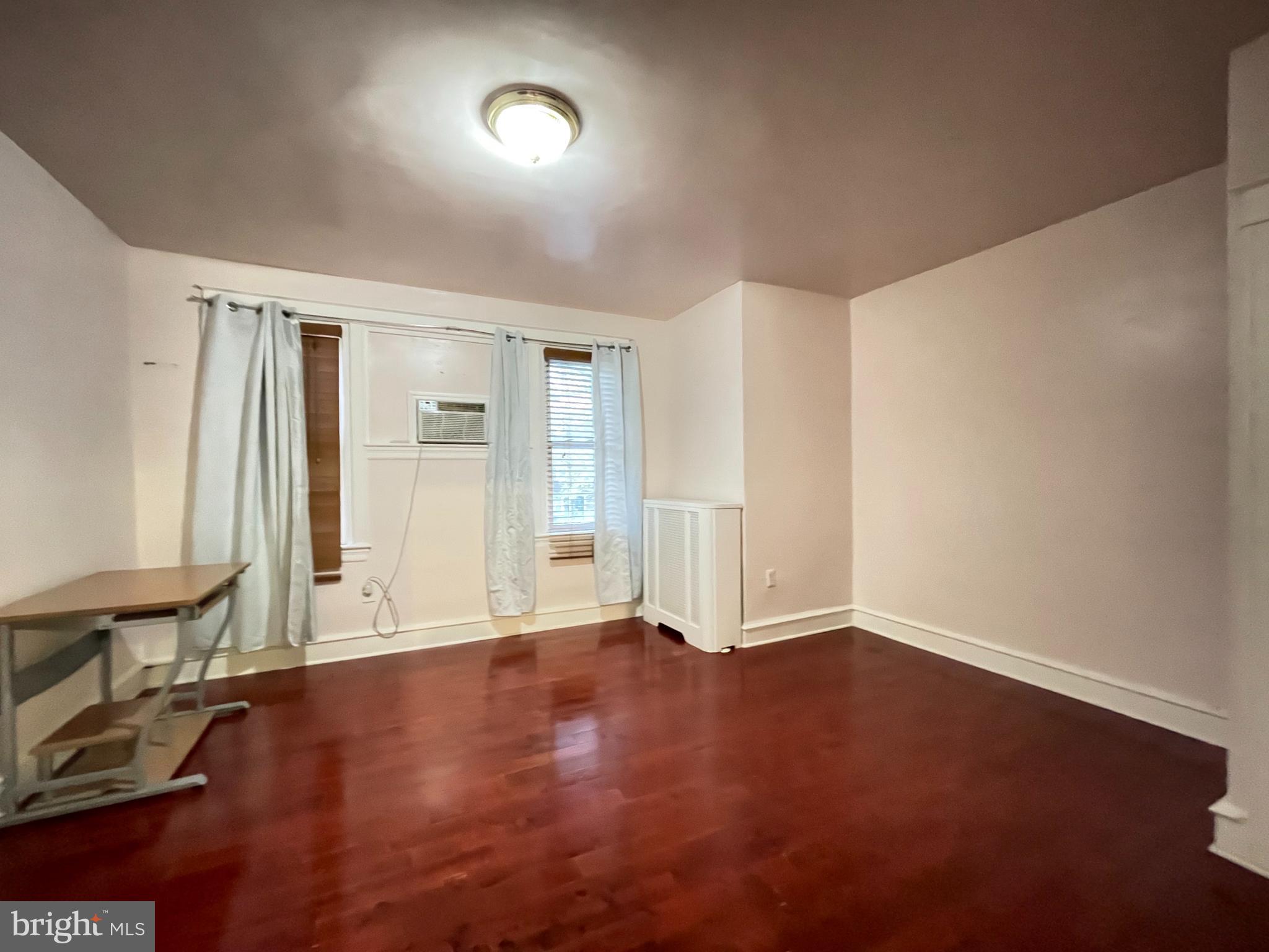 OLNEY - Residential