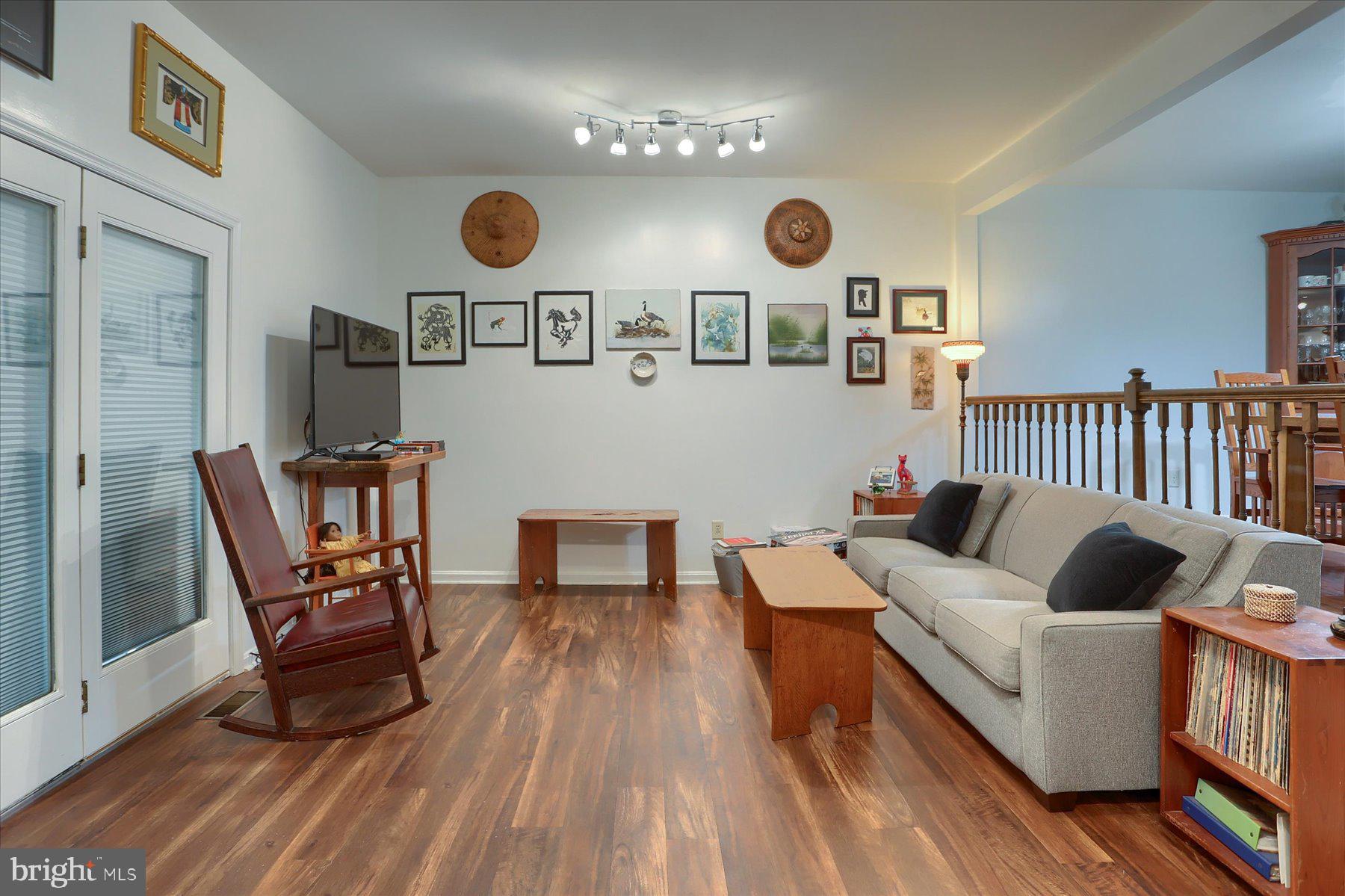 VILLAGE OF INNSBRUCK - Residential