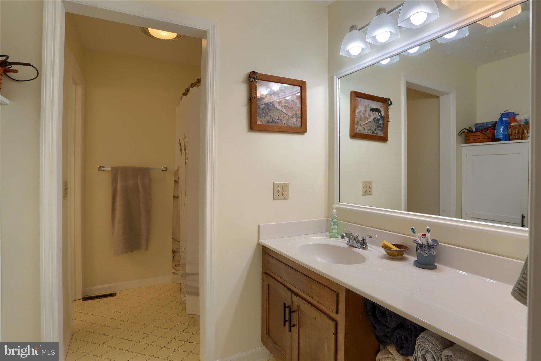 VILLAGE OF INNSBRUCK - Residential