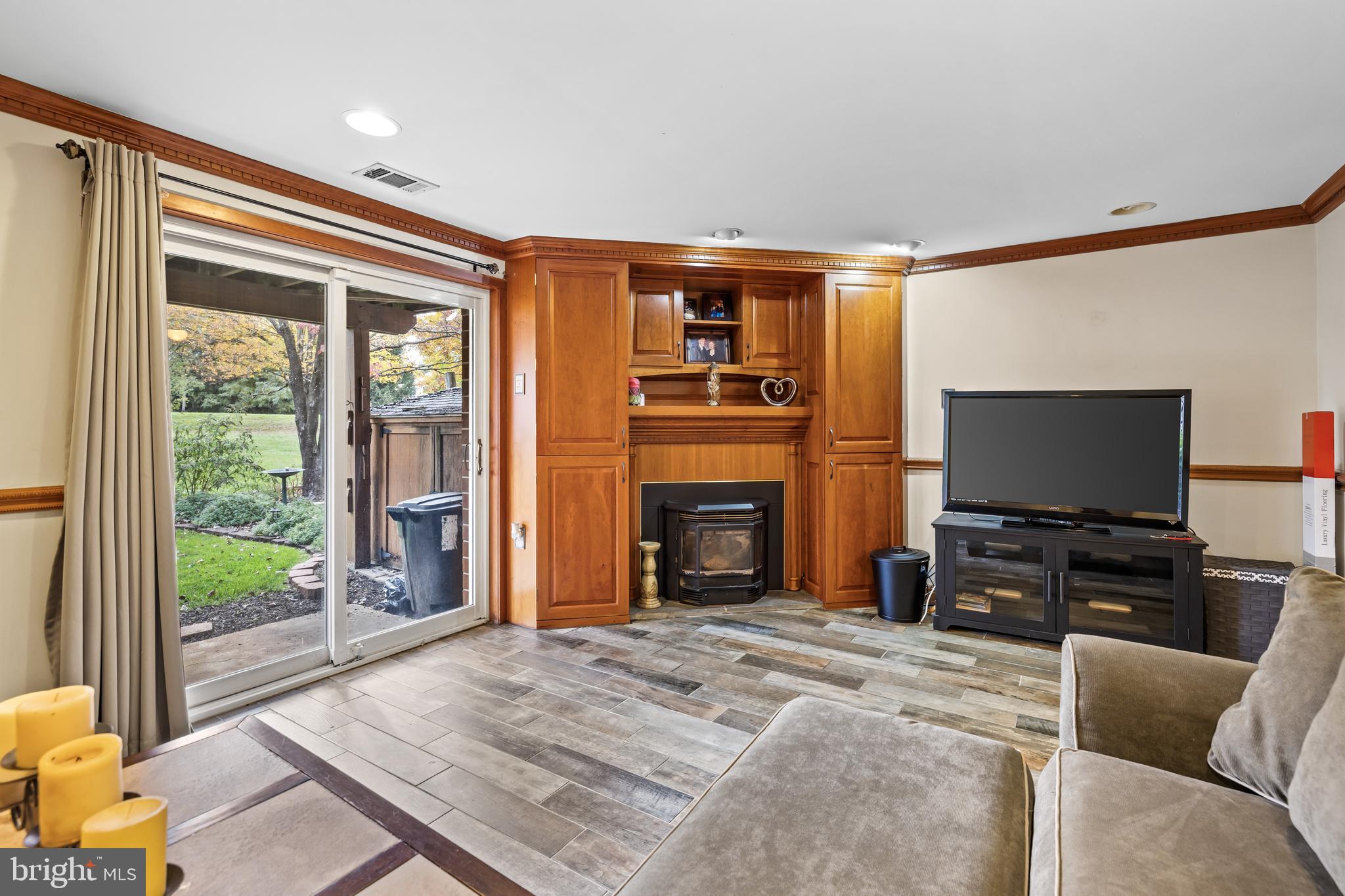 MAYS CHAPEL - Residential