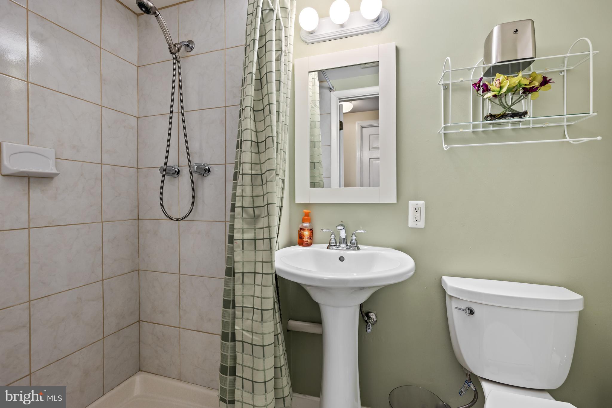 MAYS CHAPEL - Residential